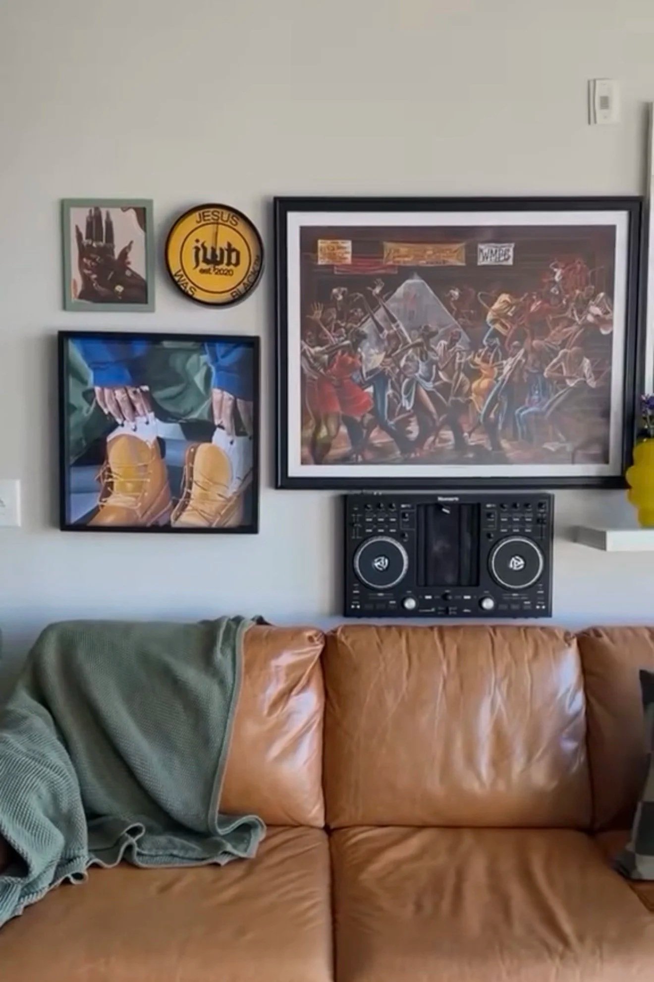 art+in+home+buttas.jpg