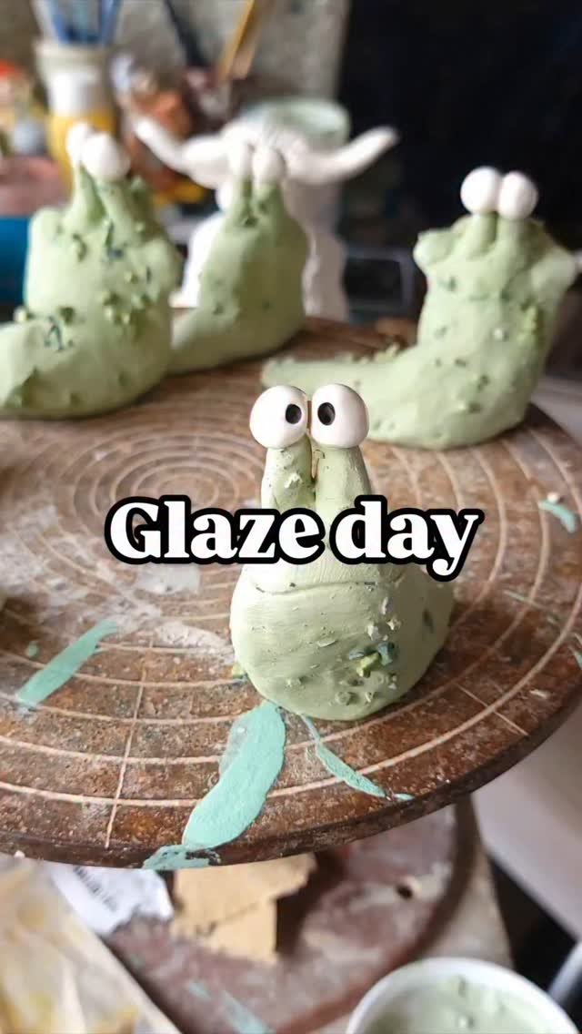 Morning folks
Yesterday was a glazing day. I love sitting in my little craft room painting and glazing as much pottery as I can find.
Depending on what is going in the kiln, it usually takes me two days to fill the kiln.
Then it's a seven and a ha