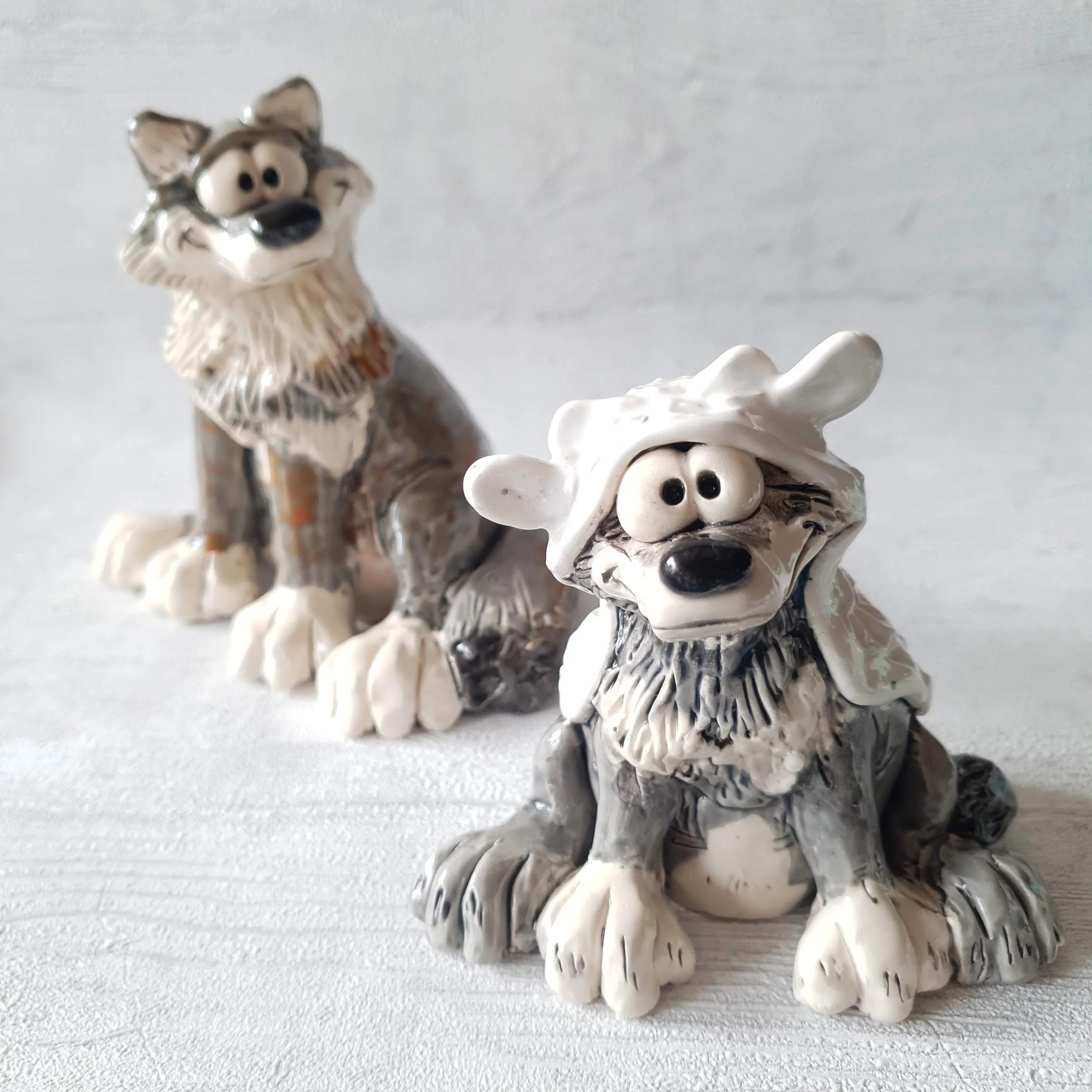 *Pre-order* Wolf