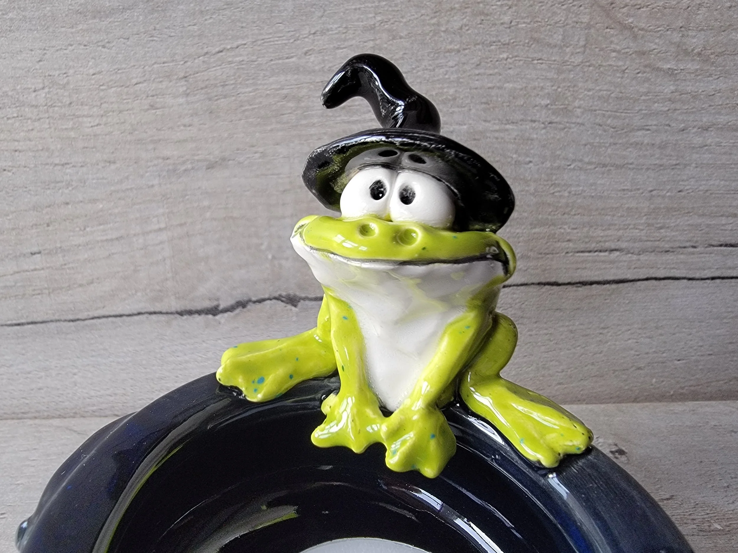 Pre-order. Lime green frog and Cauldron