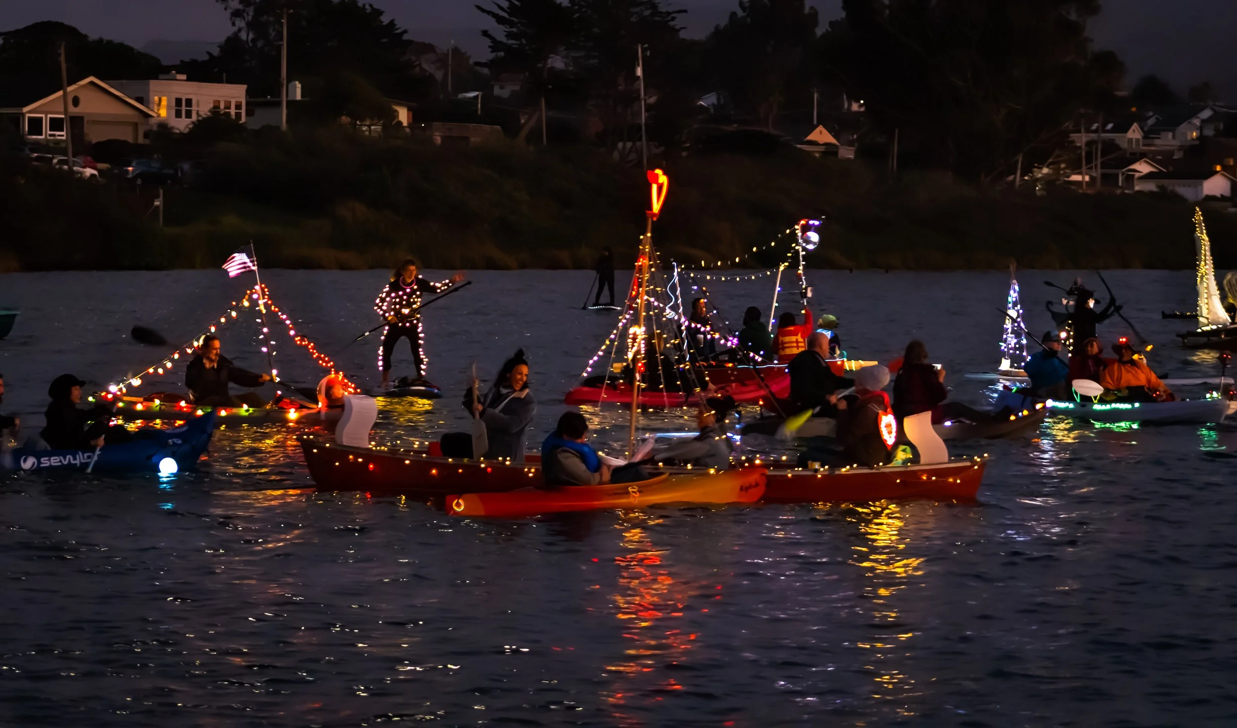 BaywoodLightedBoat_5.jpg