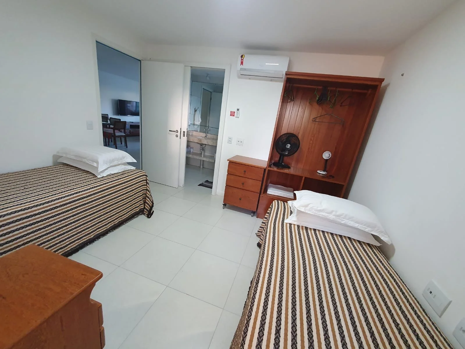 WhatsApp Image 2025-06-18 at 12.12.28 (1).jpeg