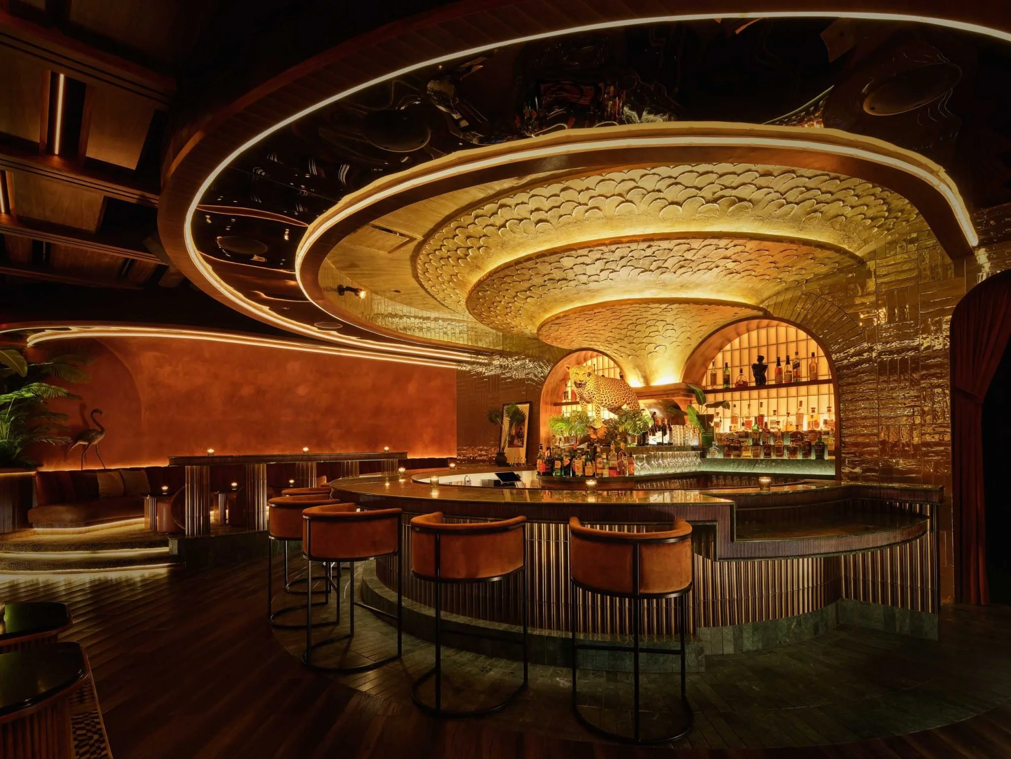 Powder-Room-RIOS-Austin-Texas-Architectural-Design-Architecture-Bar-Sculpture-LED-ceiling-2048x1538.jpg