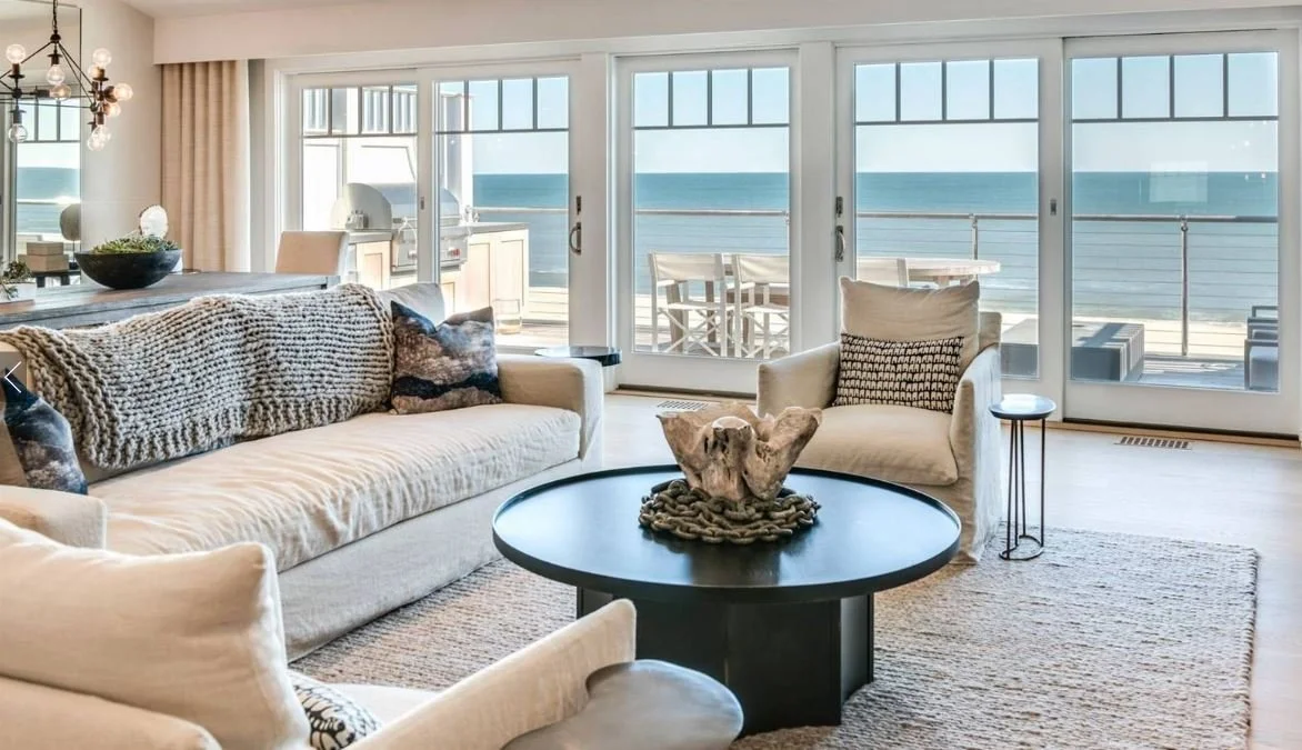 Maritime-inspired guestroom at Gurney’s Newport Resort in Newport, Rhode Island, designed by PETERMAX Co. with organic materials, muted furnishings and coastal details.
