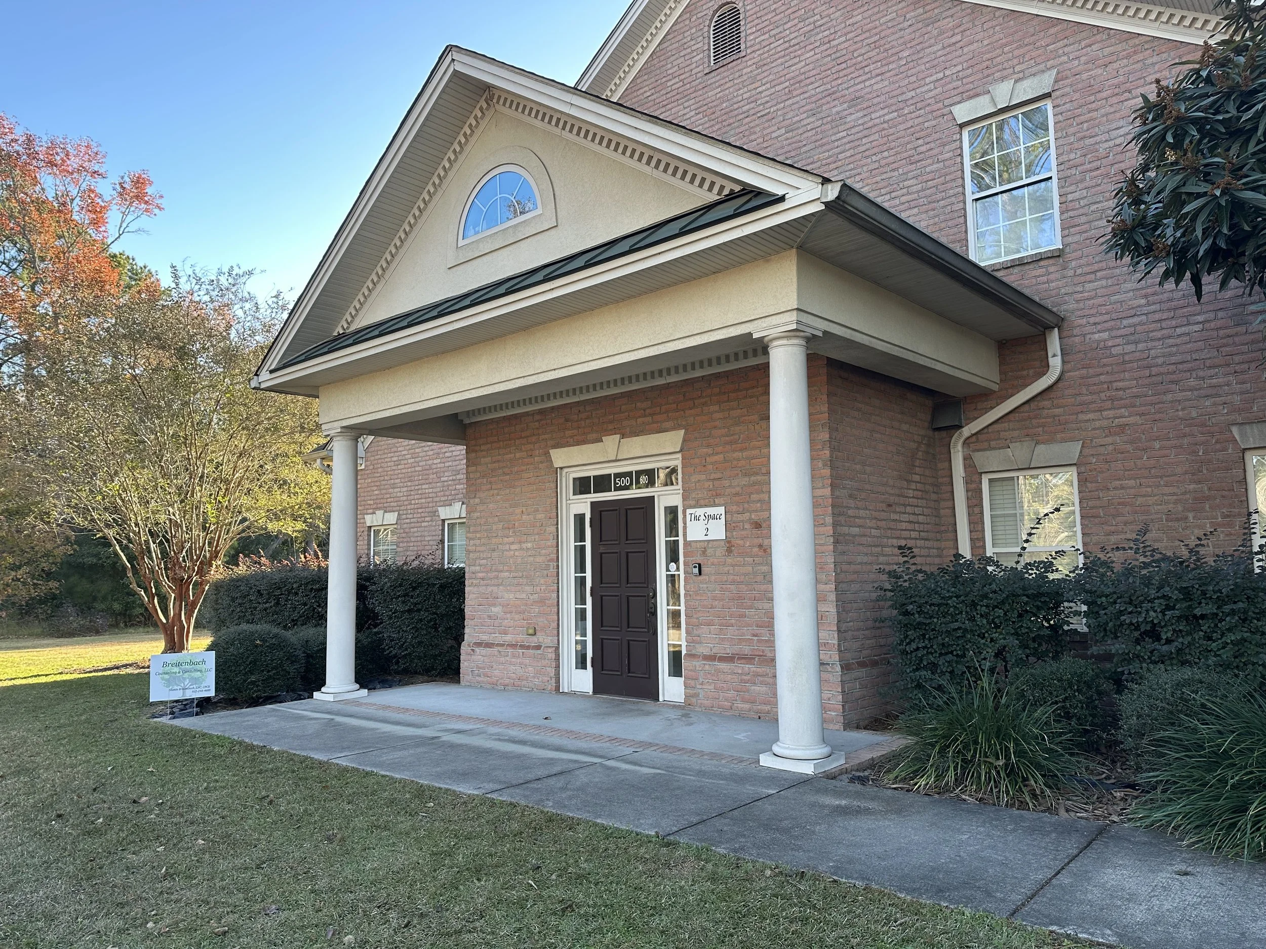 Entrance to 131 Silverwood Commercial Dr. Suite 500, Rincon, GA 31326 Breitenbach Counseling and Consulting, LLC