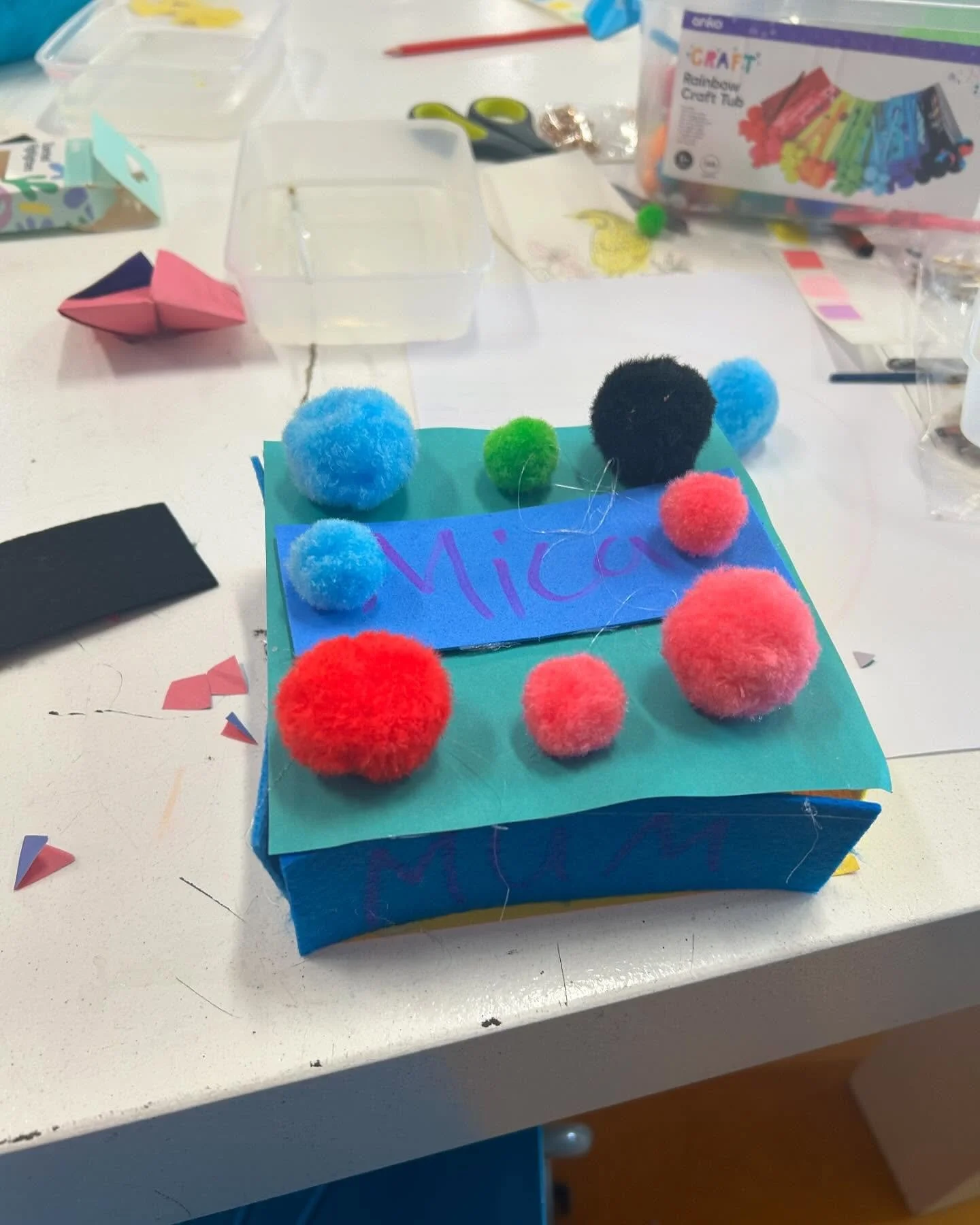 Stitch Camp morphing into craft camp, just for a week. The girls kids loved every minute. Love the silence of it all, when the kids get into flow ! It&rsquo;s so mindful and therapeutic ✨

Open for enrollents for Term 2 at

- Shotover 
- St Joes
- Te