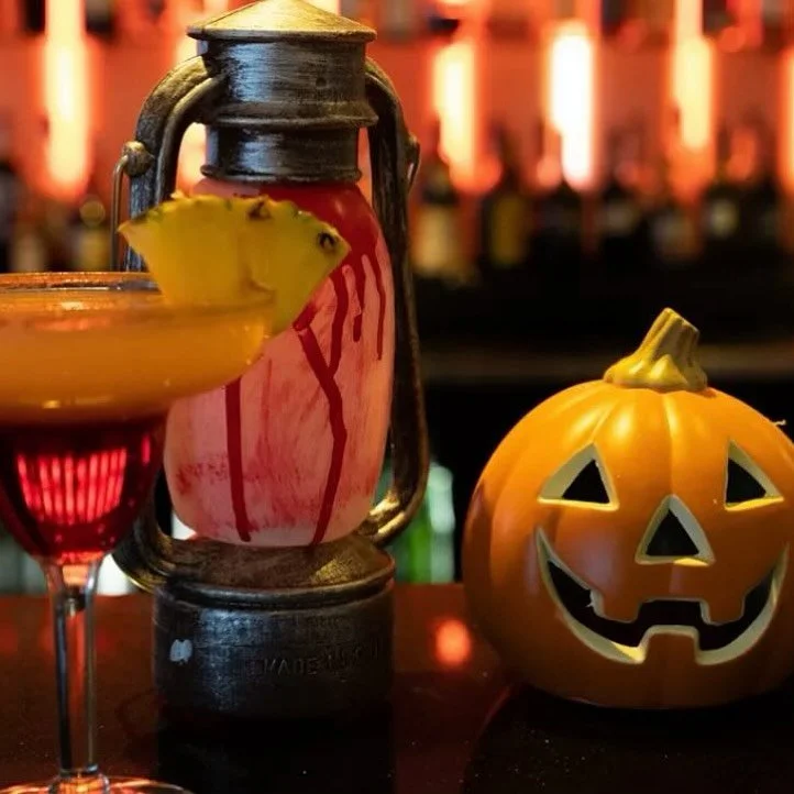Something different a fun collab with Crown Plaza, Queenstown. A Halloween Paint and Sip 🎃 

👻 31 October 2025
🧙360 Restaurant and Bar 
💀Crowne Plaza

Book here : https://www.tablecheck.com/en/crowne-plaza-queenstown-threesixty/reserve/experience