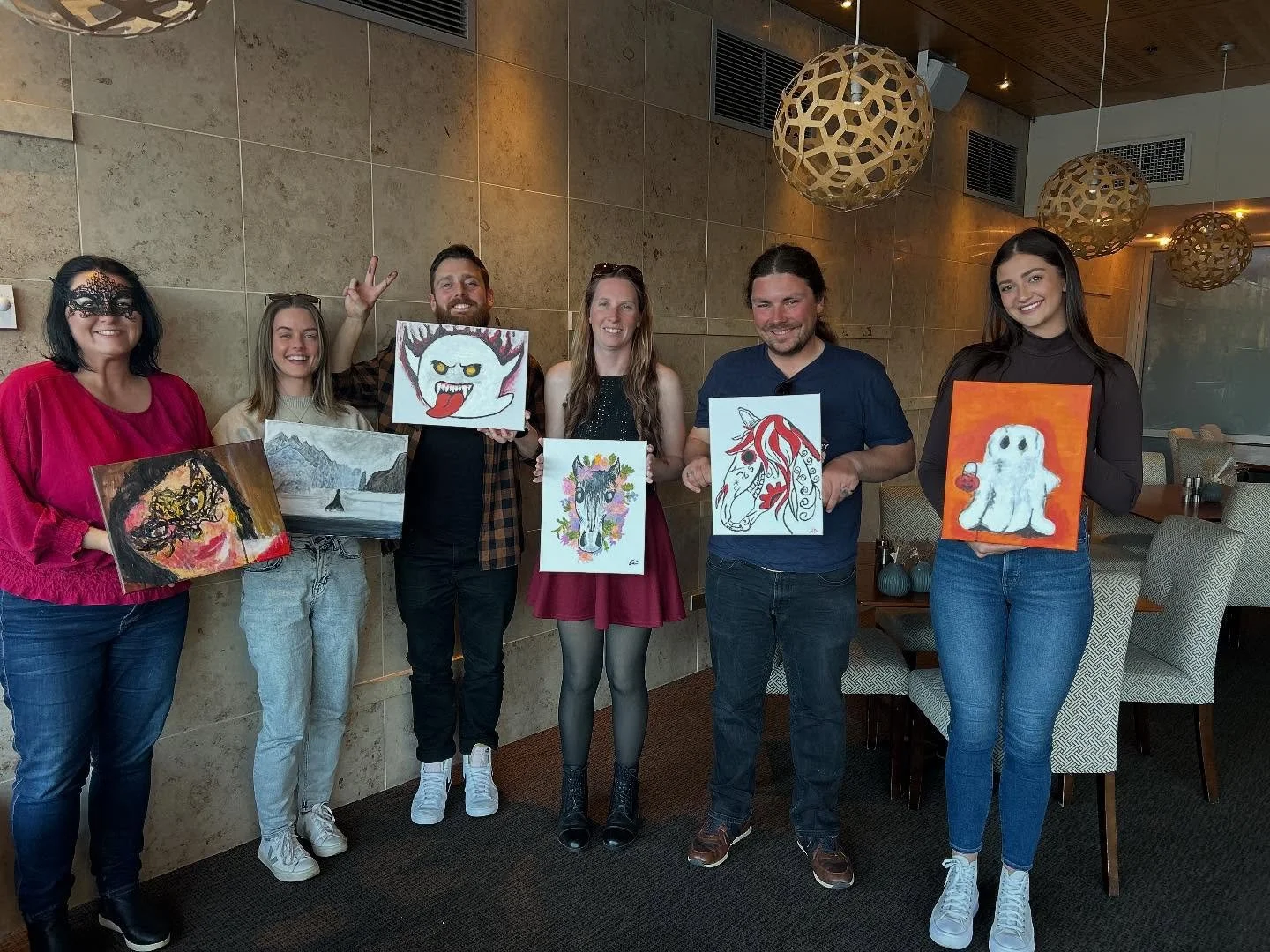 Such talent @crowneplazaqueenstown for our Halloween 🎃 Paint and Sip !

#craftworkshop #paintparty #paintvine #creativeworkshop #hensnight #hensparty #hens #queenstown #wanakawineart #corporateevent #corporatecreativity #artfulhensnight #embroideryc