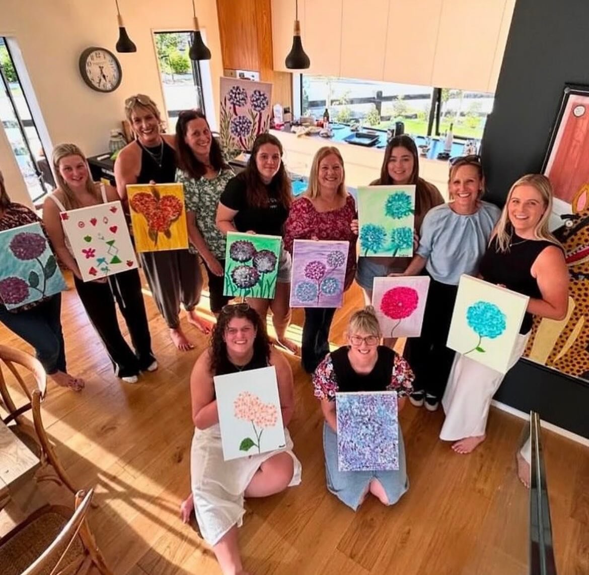 Have an event coming up ?? Let&rsquo;s make it super creative ! 

#creativeworkshops #queenstown #paintandsip