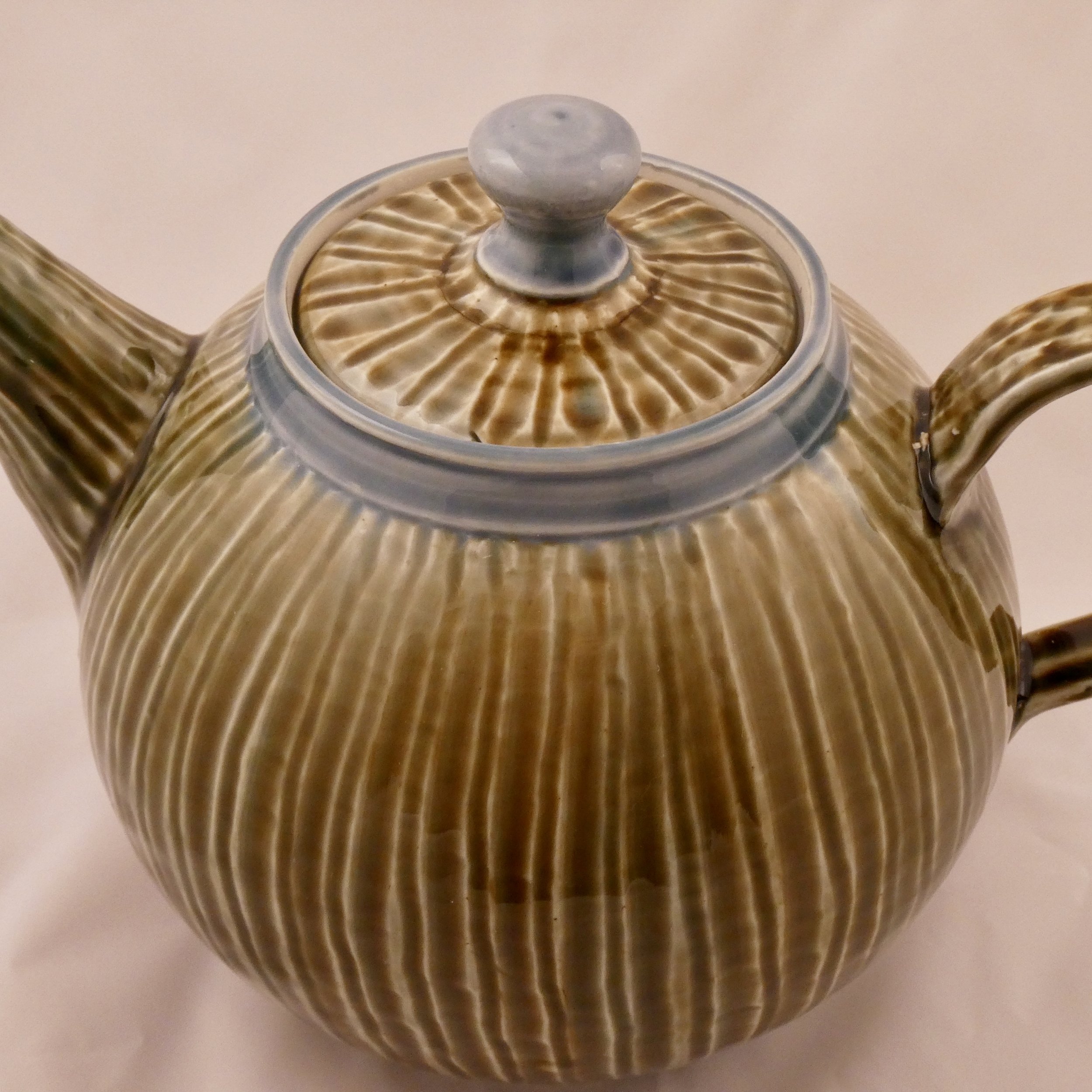 Seagrass Teapot.jpeg