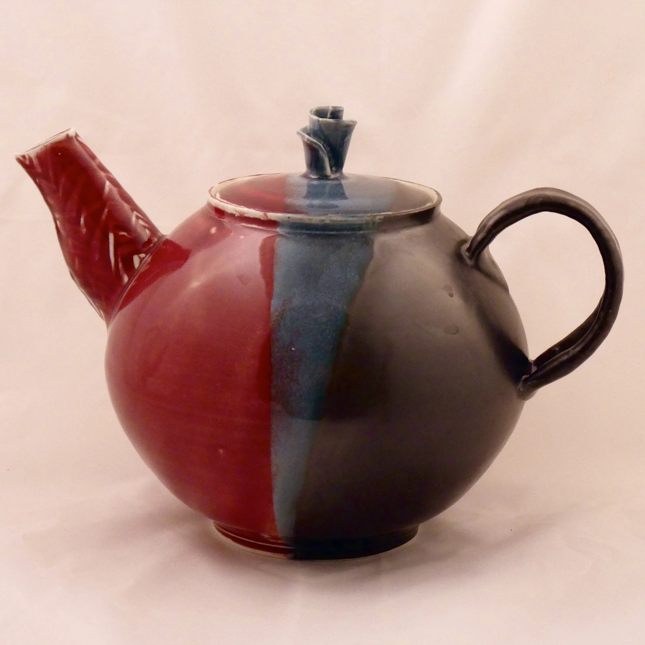 R et N teapot 1.jpeg