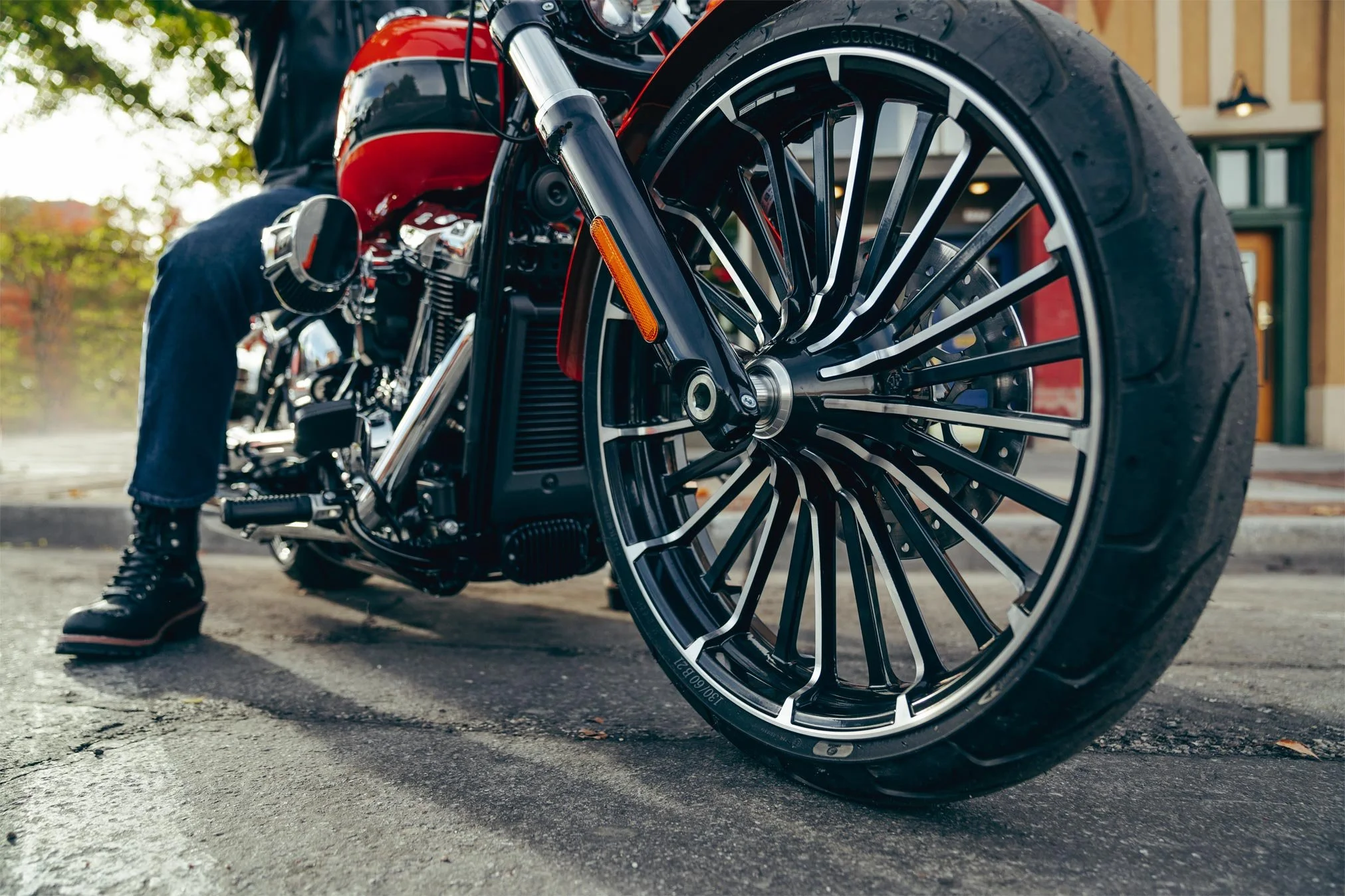 2023-Harley-Davidson-Breakout-117i.jpg