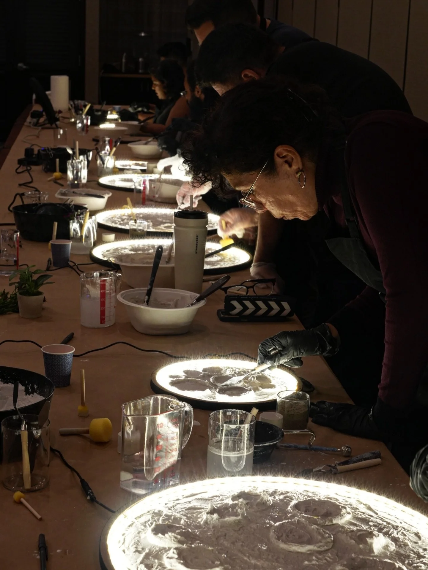 🌕 Don&rsquo;t you like to make your beautiful glowing moon?
Experience the magic of creating it from scratch.✨🤍

#tacomaevents #tacomawa #tacomaworkshops #seattleevents #seattleworkshops #seattleartscene #tacomaart #tacomacreatives #seattlecreative