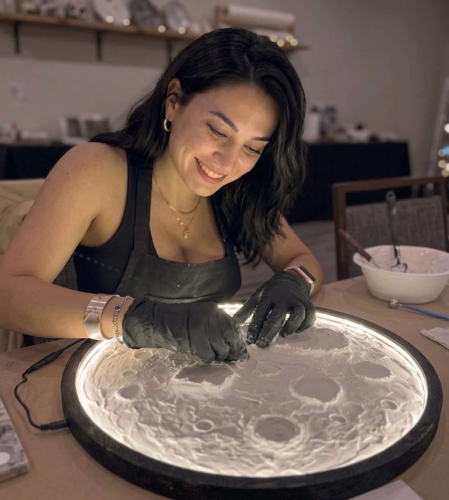 Sometimes you have to get your hands in it to create something magical
Not just watching, actually feeling, shaping, building
That is where the real glow begins✨🌙
.
.
.
.
#art #diy #workshop #artclasses #creativity