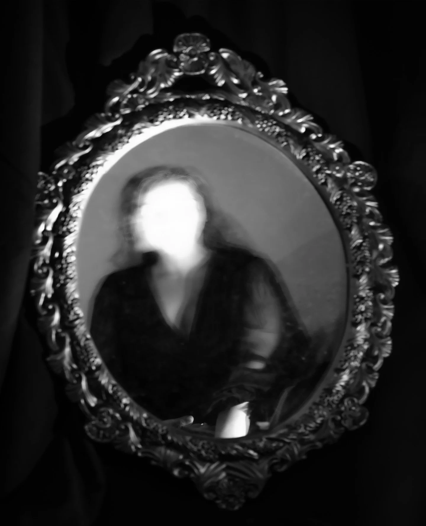 HEALING OUT LOUD
Bianca Joanna Buliga
20 March - 24 April 2026 at Gallery M. 

Opening Friday 20 March 2026 at 6pm 
Guest Speaker: @ana.koch.photography 
Artist, Photographer, and Philanthropist

MEET THE ARTIST 
Saturday 28 March 2026
at 1pm
Huge th