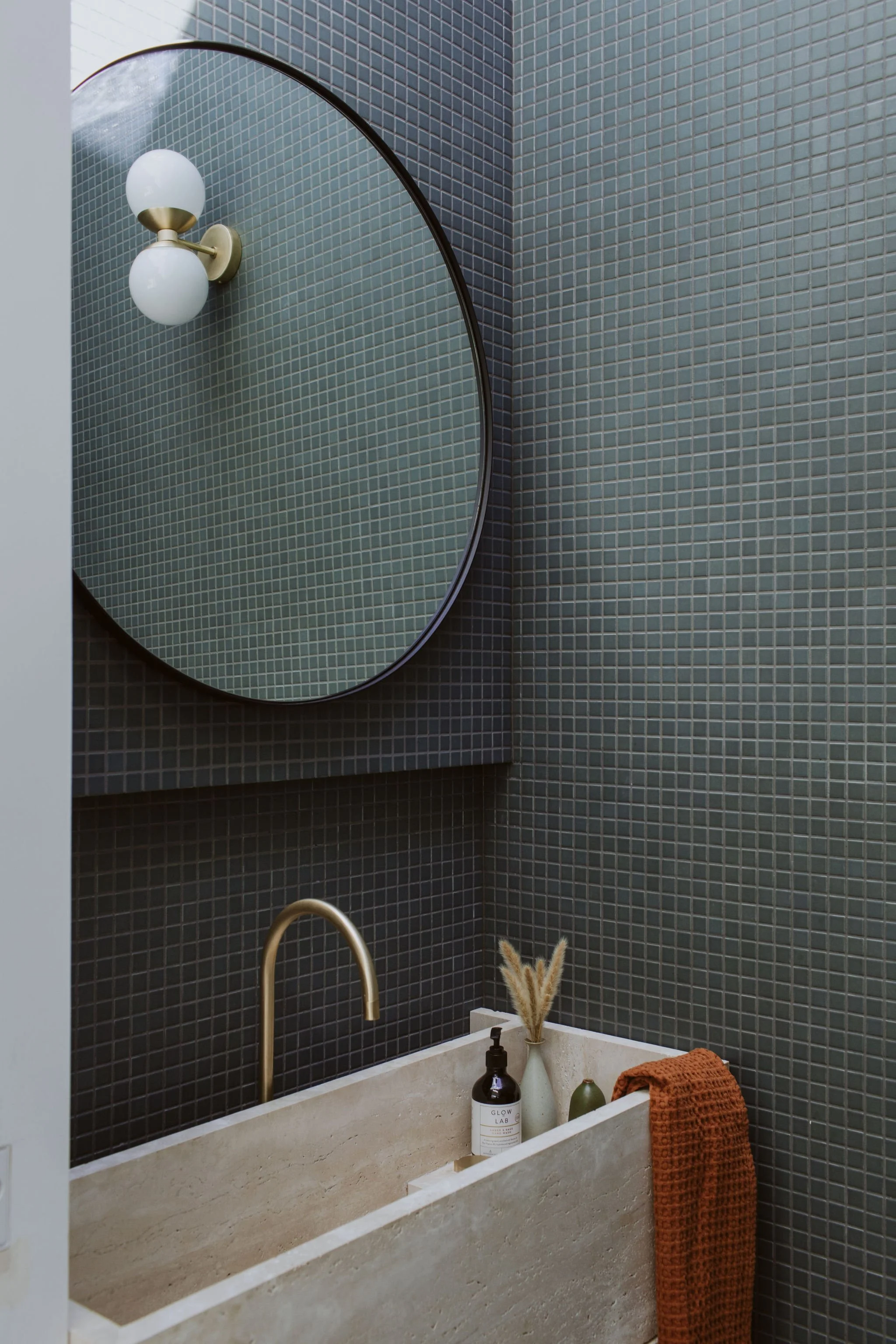 Toilet-07.jpg