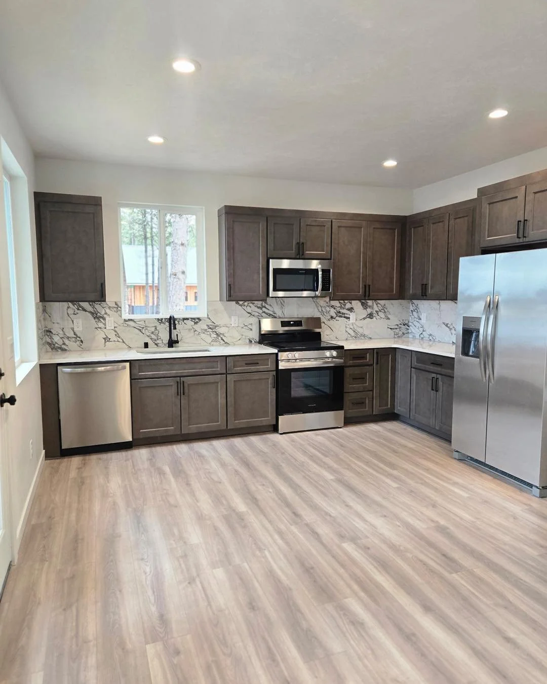 Flawless Floors, Bold Doors, Timeless Trim ✅