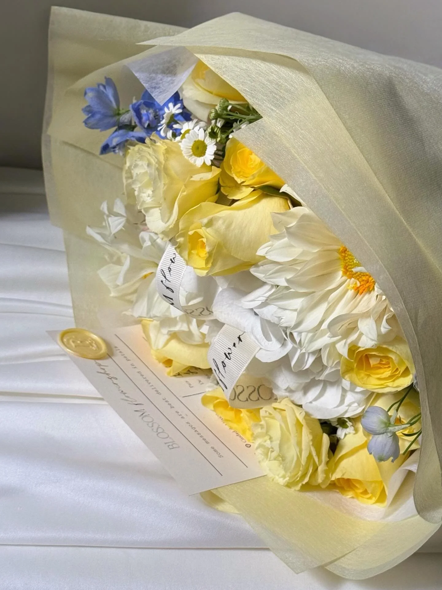 &iquest;A qui&eacute;n sorprender&aacute;s con un hermoso bouquet de flores amarillas este 21 de Marzo? 🐝💐🌼