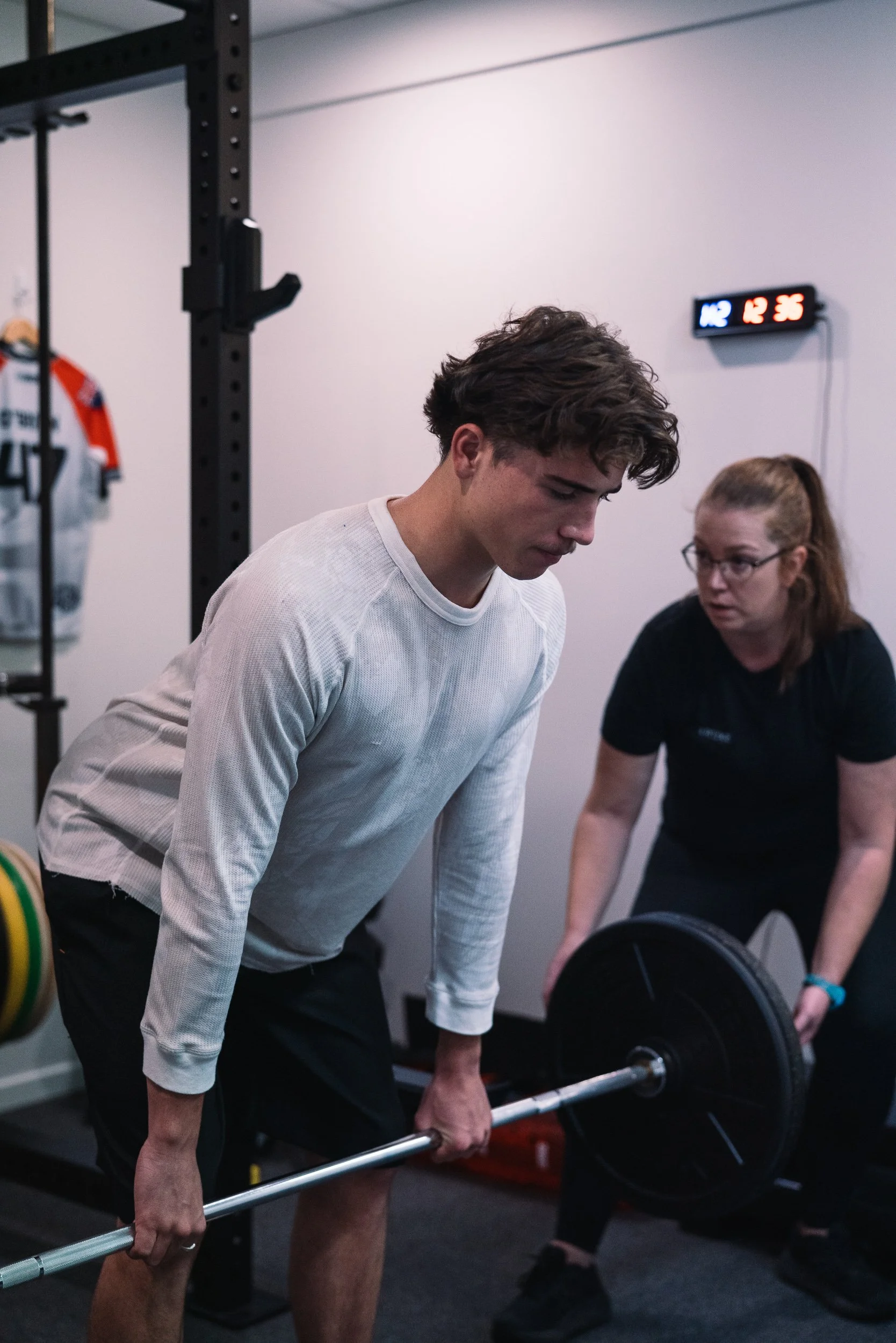 At SurfEdge Sports Physiotherapy Maroochydpore we work with a range of injuries including low back injuries to help restore function and capacity