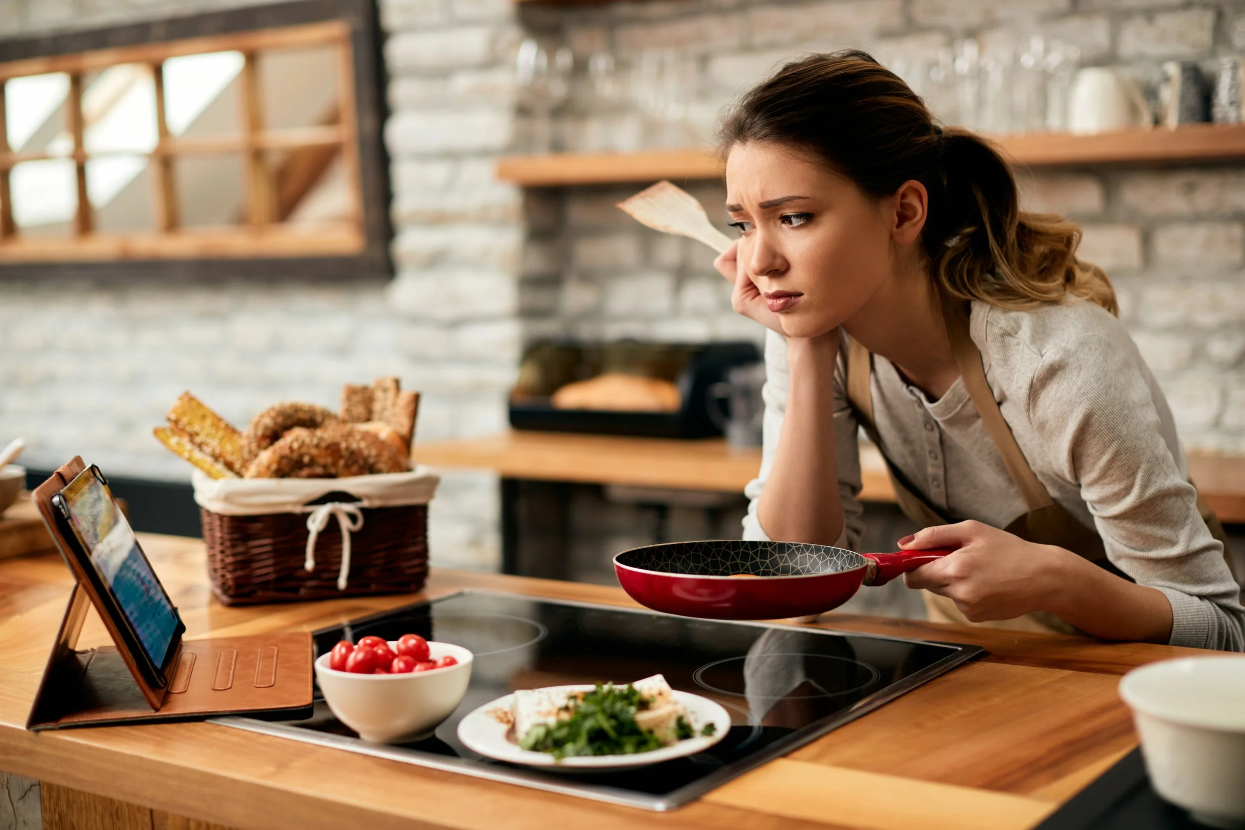 When Dinner Feels Like Survival Mode: How Coaching Can Reset Your Evenings