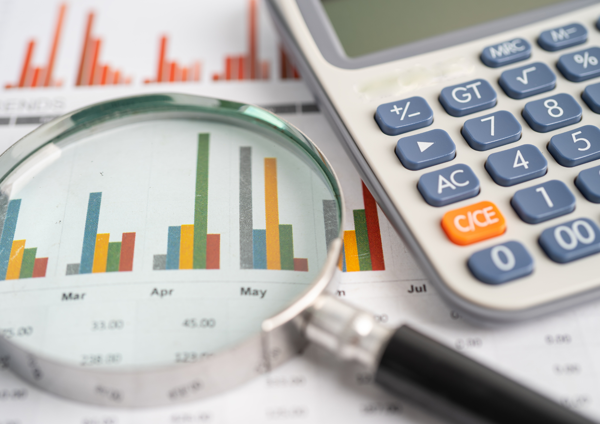 5 Signs Your eCommerce Brand Needs a Finance Manager (Before It’s Too Late)
