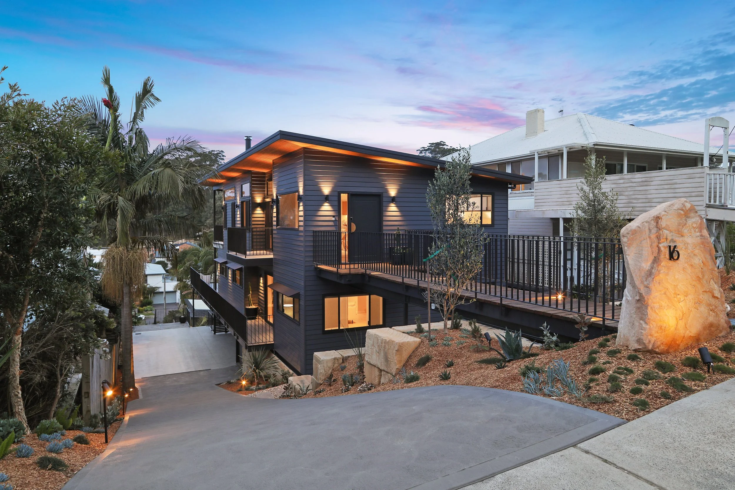 Downloaded-original44544095-rear2 (1).jpg