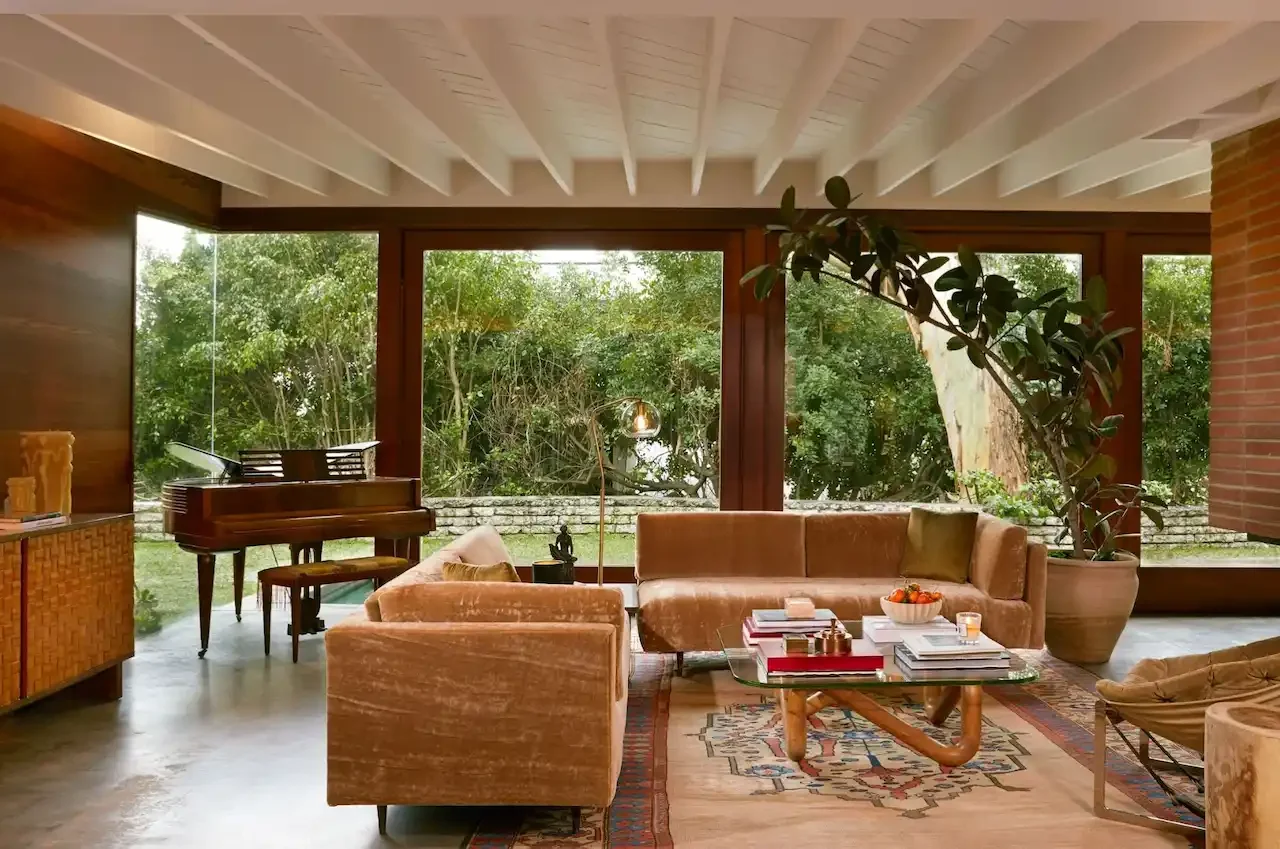 Melbourne-Based, Craftsman-Led Service