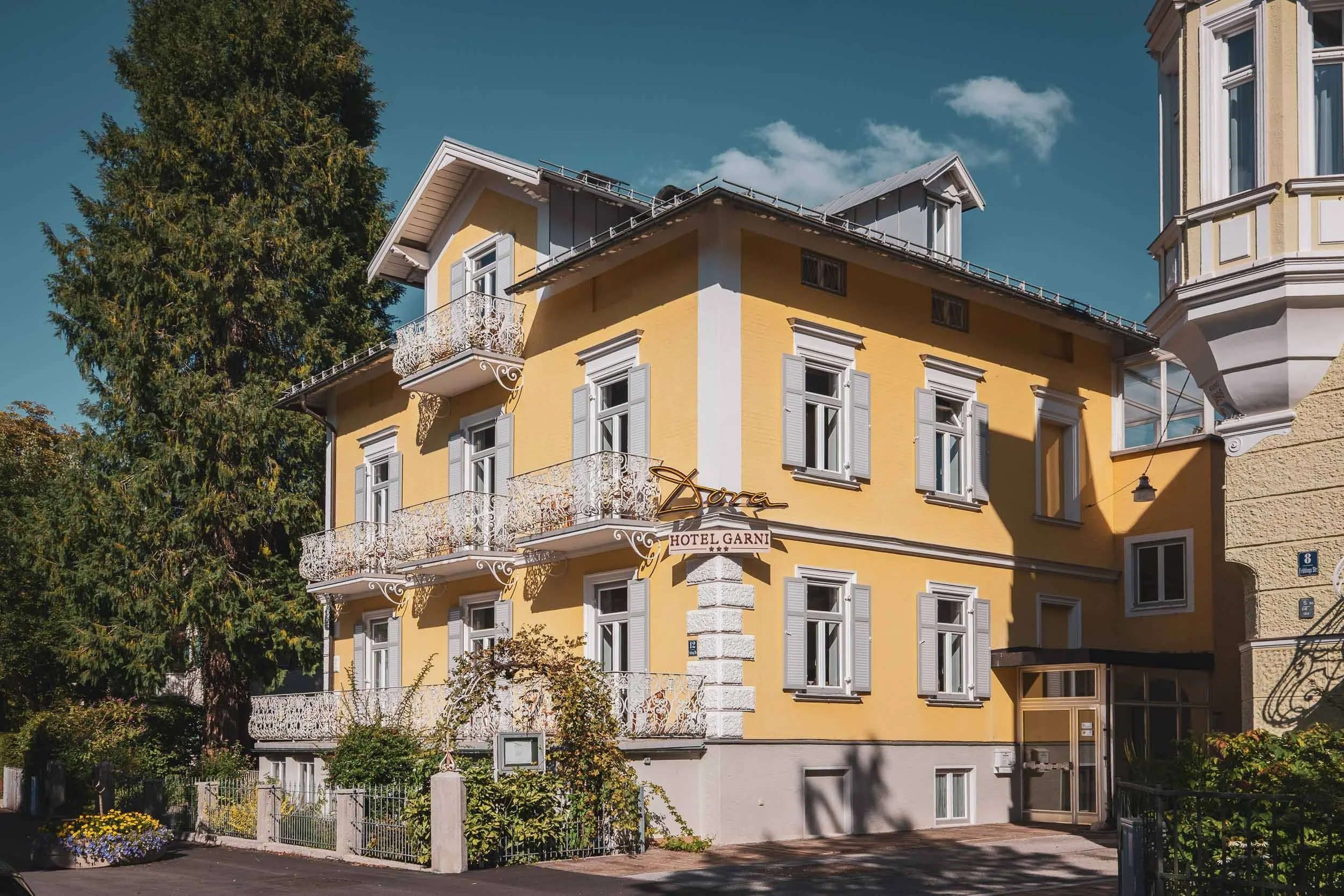 Villa Dora Petit Hotel--1-2.jpg