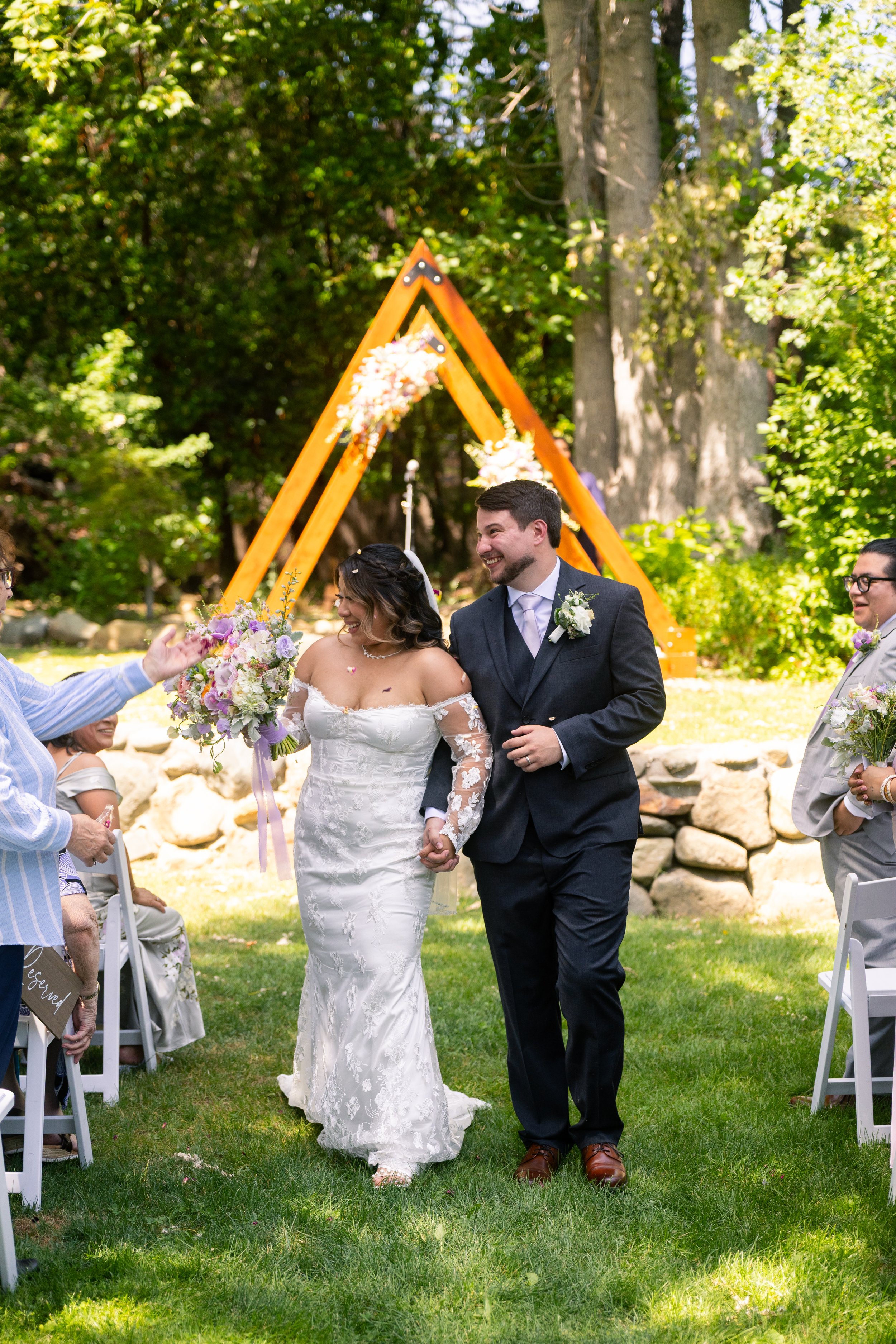 Lizette + Elliot Sneak Peeks-87.jpg