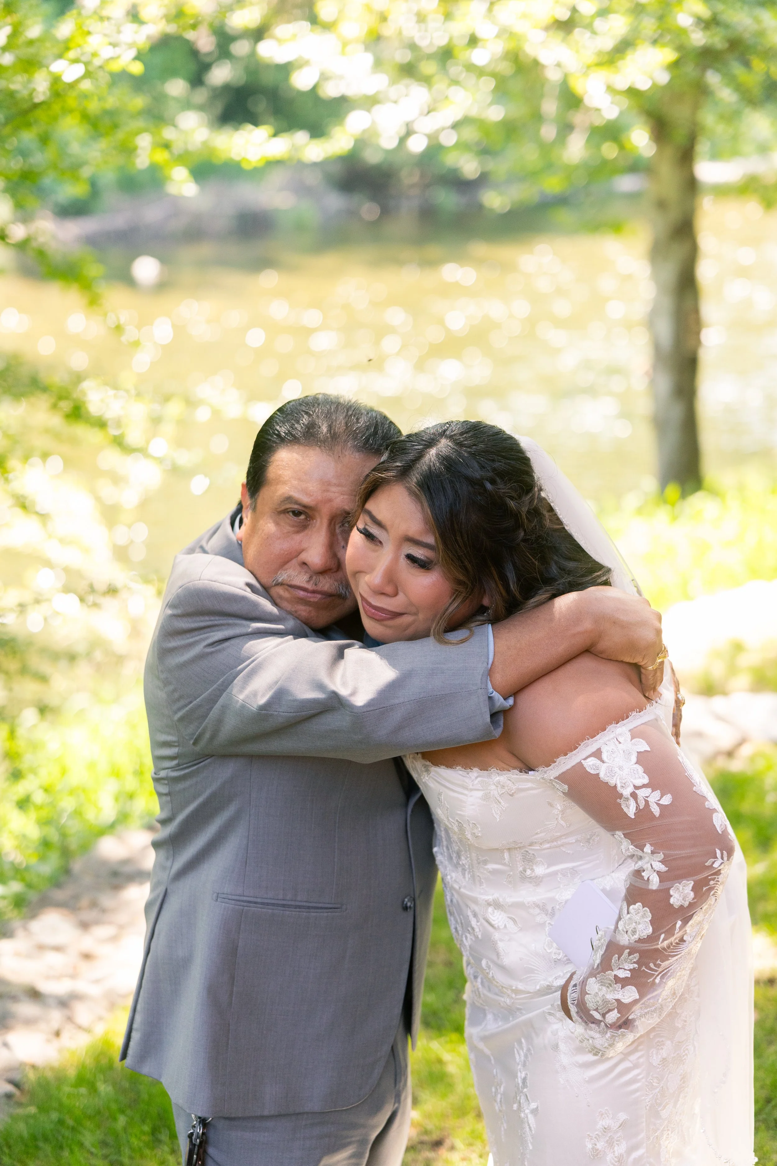 Lizette + Elliot Sneak Peeks-50.jpg