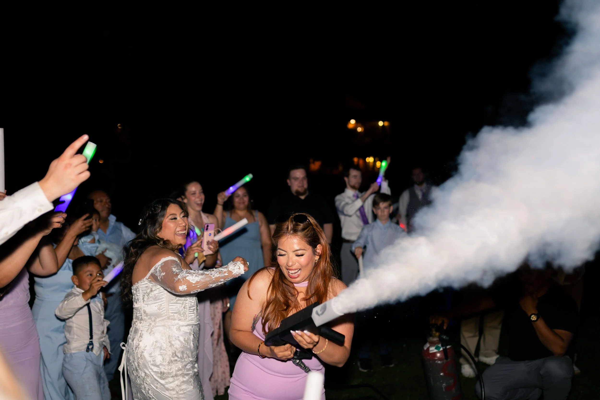 Lizette + Elliot Sneak Peeks-242.jpg
