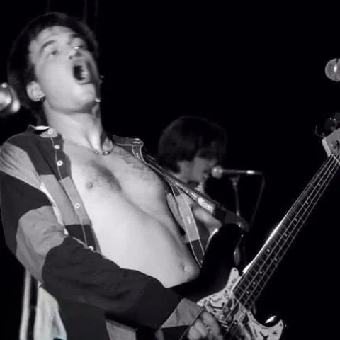 #tbt somewhere in Italy, 15 years ago, playing with Kalevala HMS, some heavy folk metal that was!! #throwbackthursday #bassists #livemusicians #blastfromthepast❤️