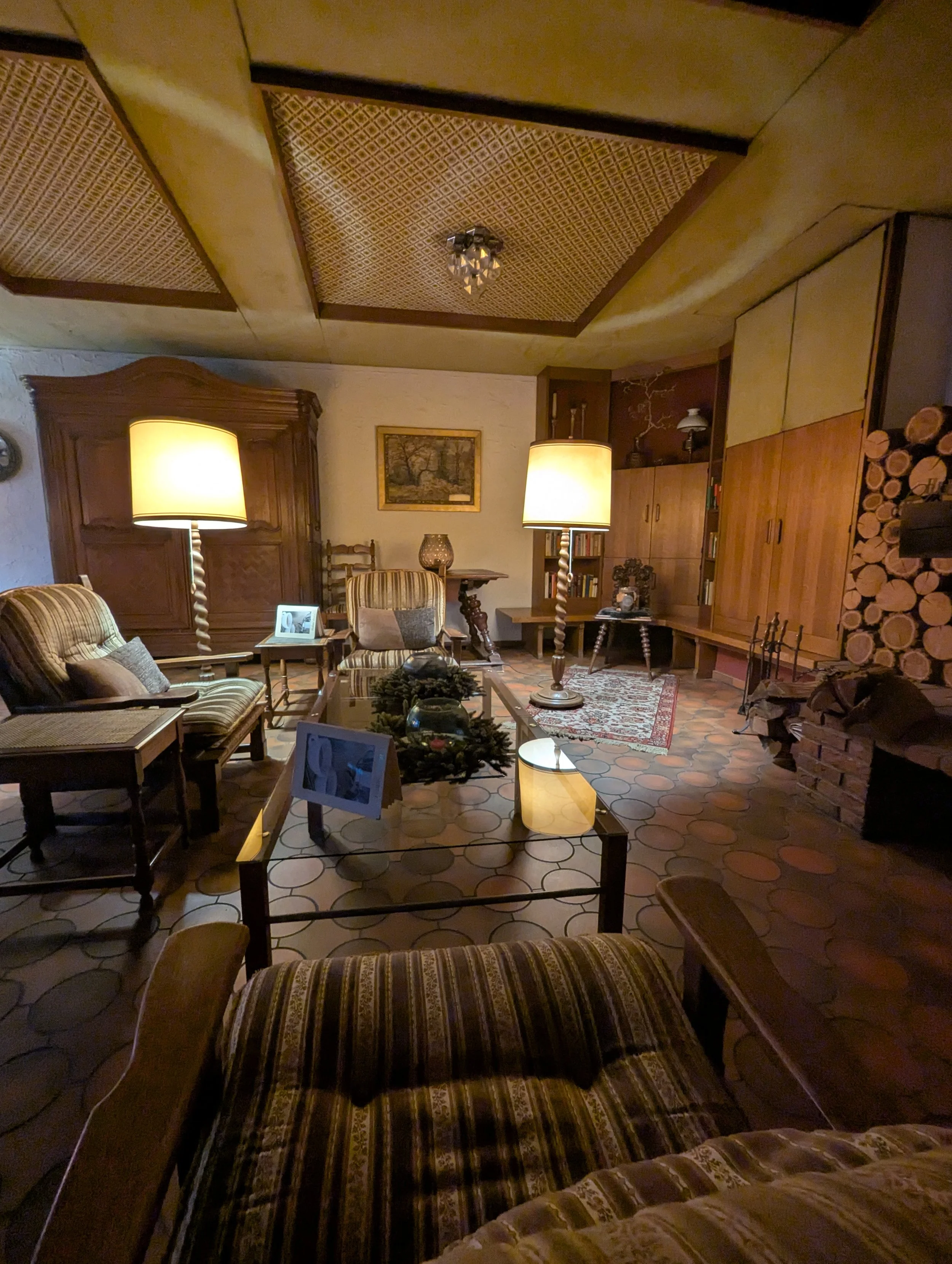 Das Kaminzimmer vom Hotel Orbtal