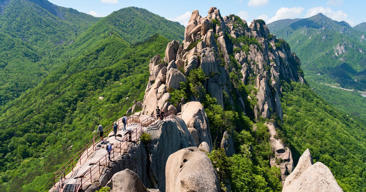 Hiking To Ulsanbawi Rock In Seoraksan National Park