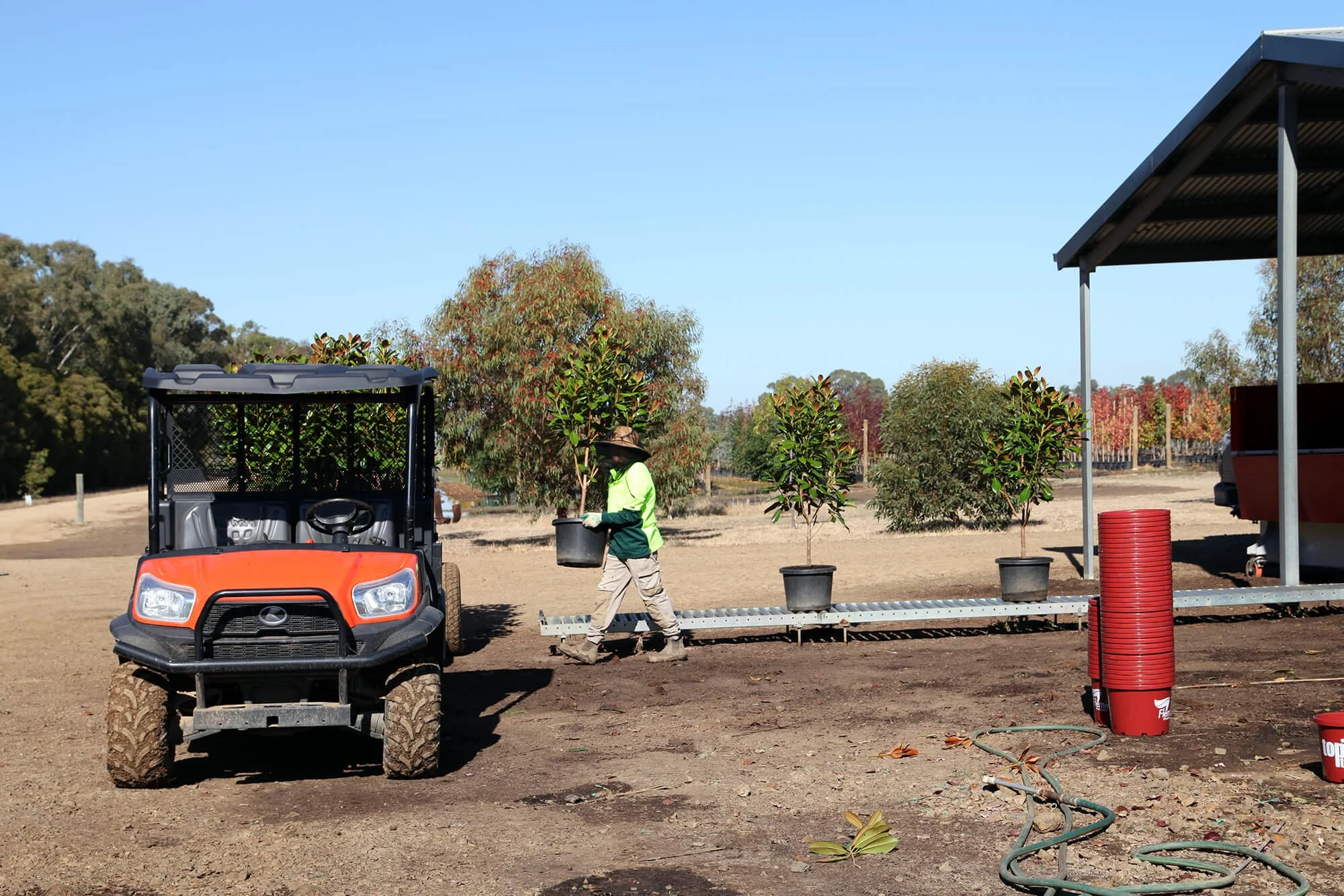 Arboretum-Farm-Loading.JPG
