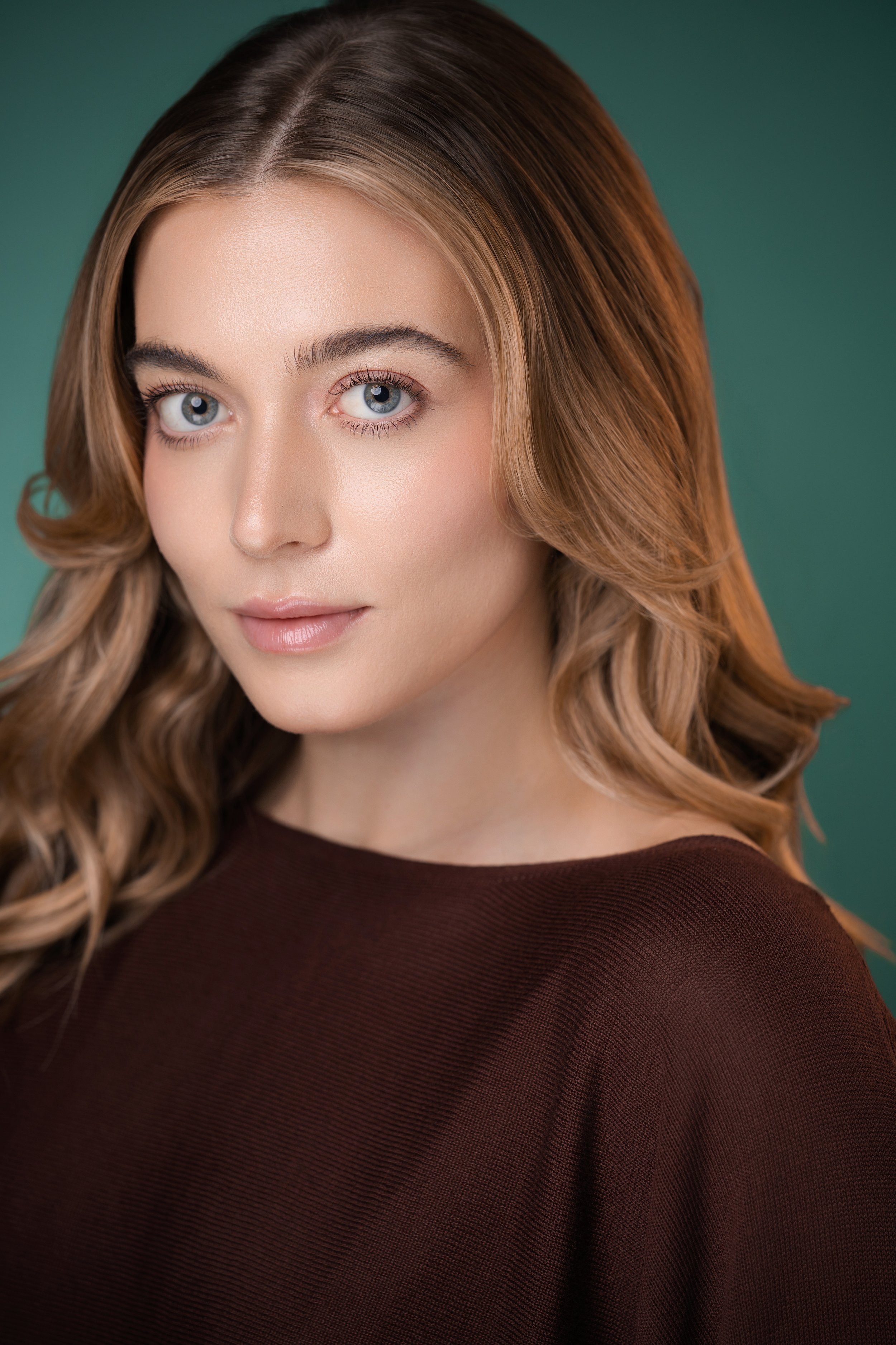 Kelsey Headshots1140.jpgF.JPG