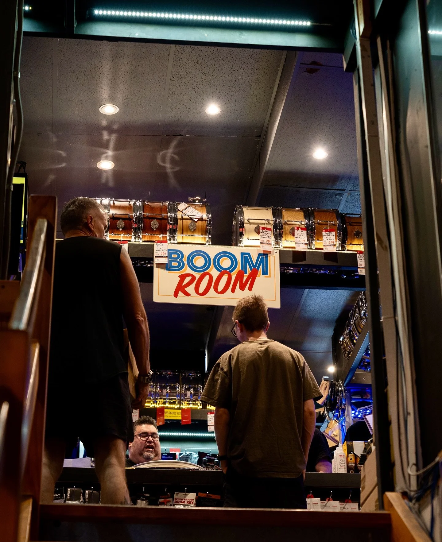 I had the awesome chance to work with @megamusiconline on a series of hand-painted boards for their Myaree store. 

Check out some of the finished boards and a video featuring them all lined up. Thanks so much again! What a rad experience!