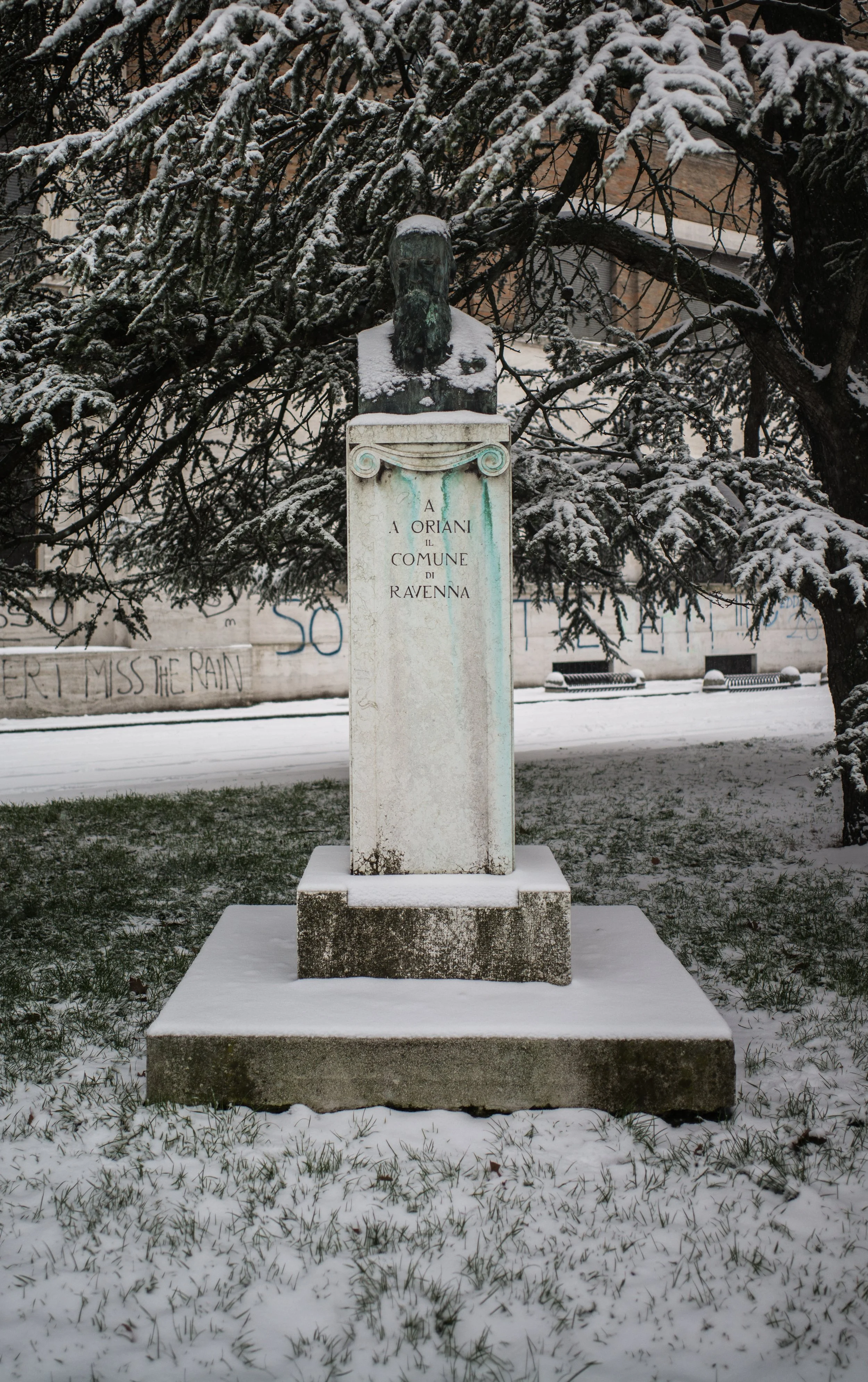 L1000544.jpg