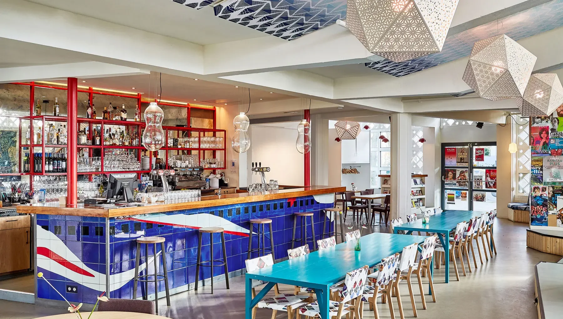 Podium Mozaiek Cafe Bos en Lommer