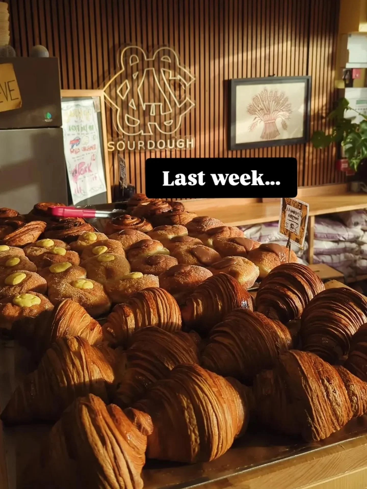 Joe was off on holiday last week (we all missed him) but honestly&hellip; we couldn&rsquo;t have done it without Andy holding the fort....banging out the deliveries, serving and keeping the wheels turning 👏

And the shop? PACKED.

New sandwich menu 