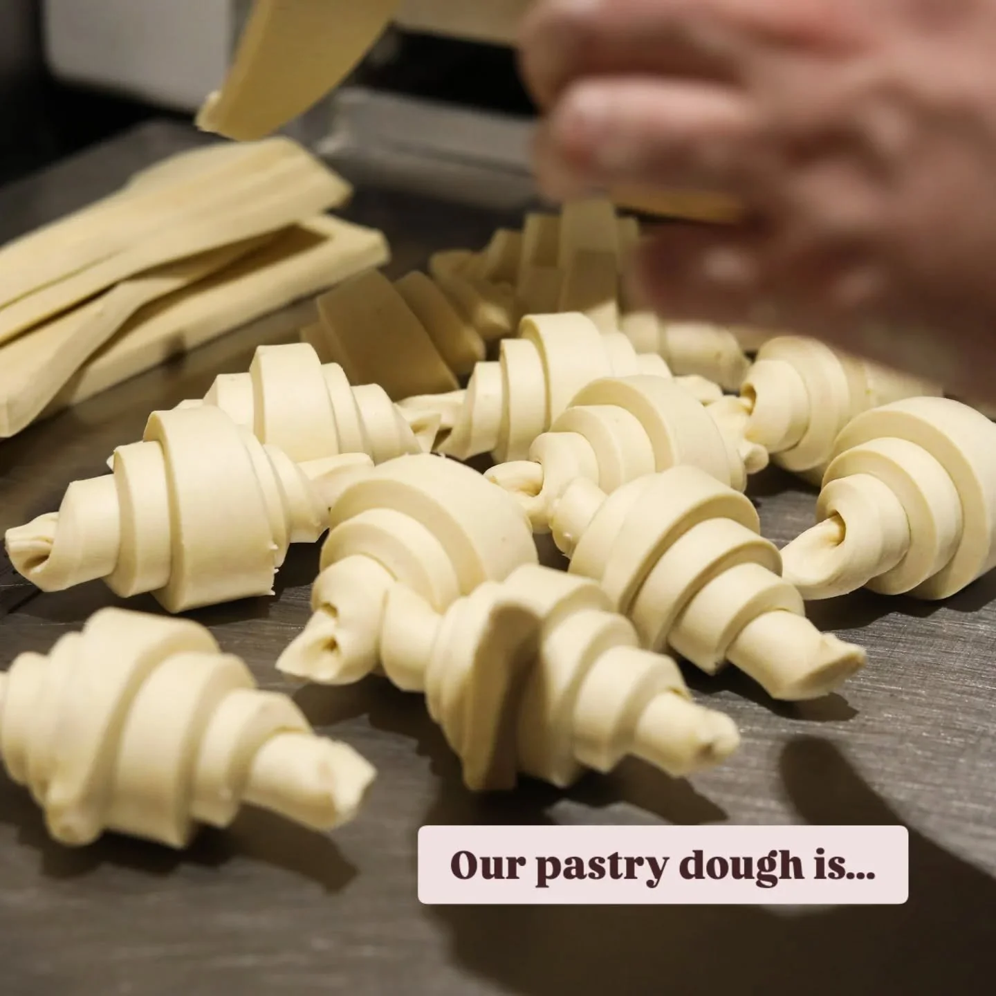 Our pastry dough is sloooowly fermented before it's laminated and baked fresh every morning.....Giving you a beautifully light feel-good pastry ☀️

Butter @theedinburghbutterco&nbsp;
Milk @acorndairy&nbsp;
Flour @cotswoldflour&nbsp;

We'll be doing e