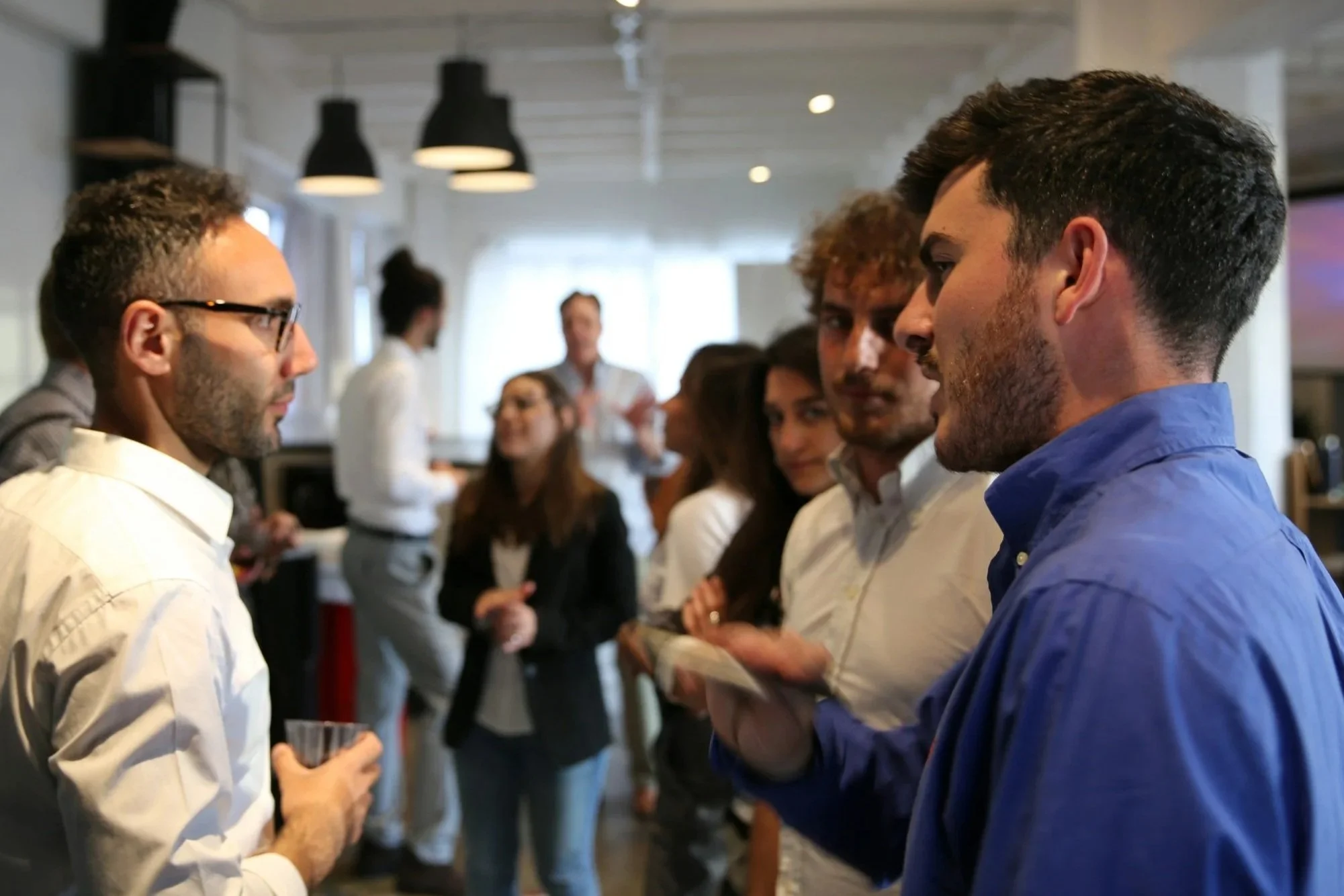 8 Ways to Get VCs to Reach Out to You