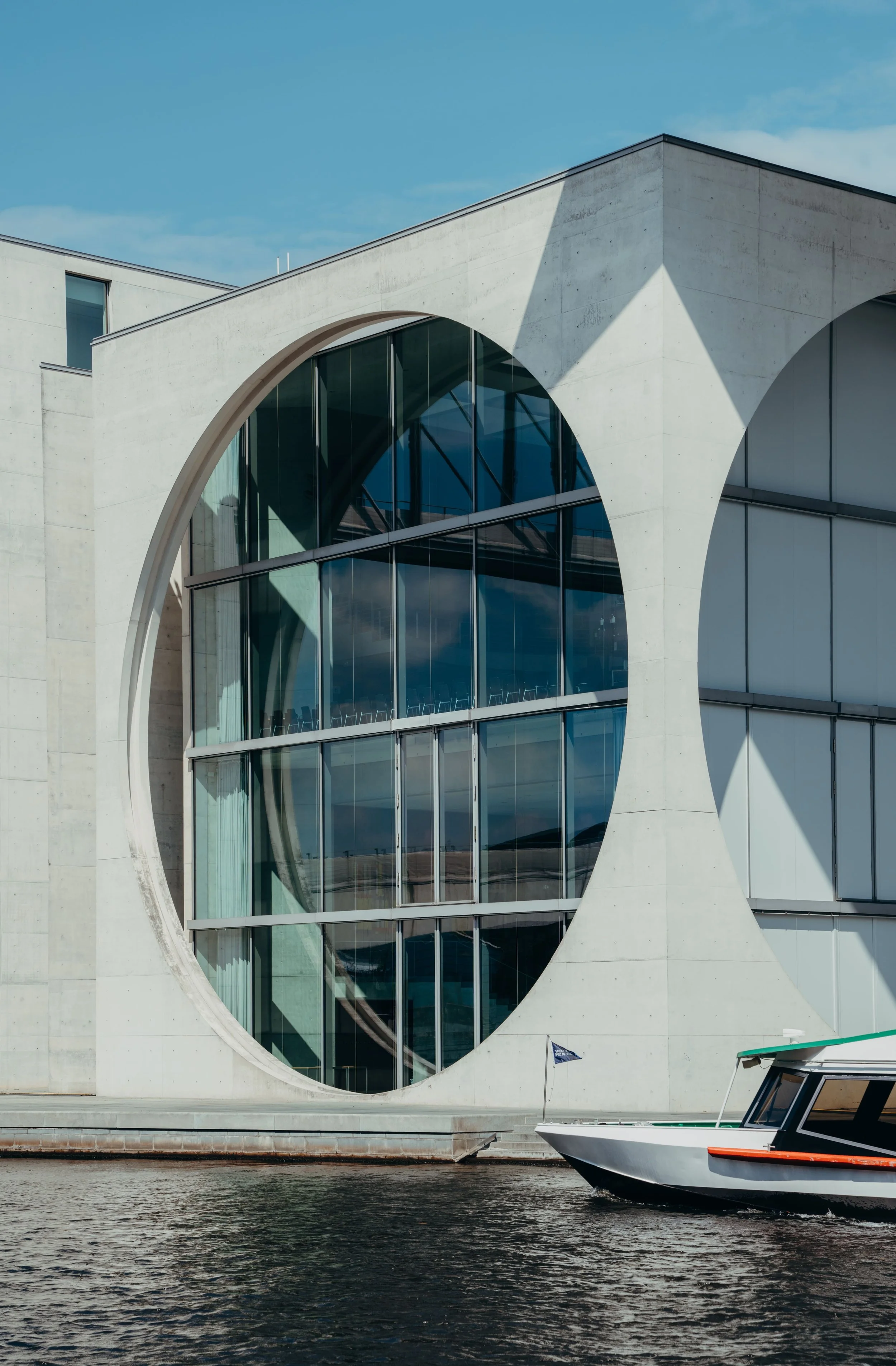 © Florian Kroll - Architektur-2-min.jpg