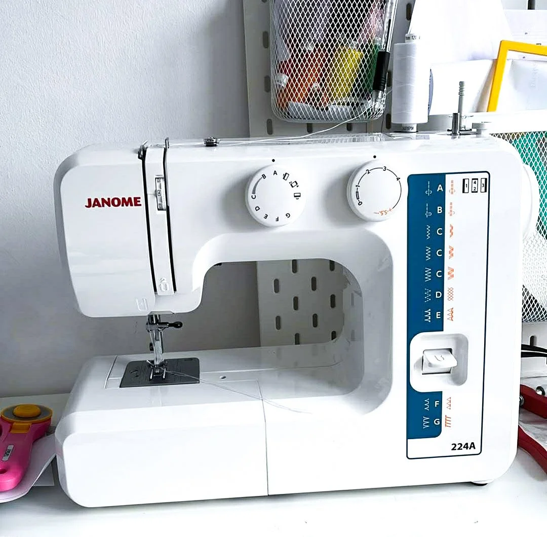 Janome 224A Sewing Machine