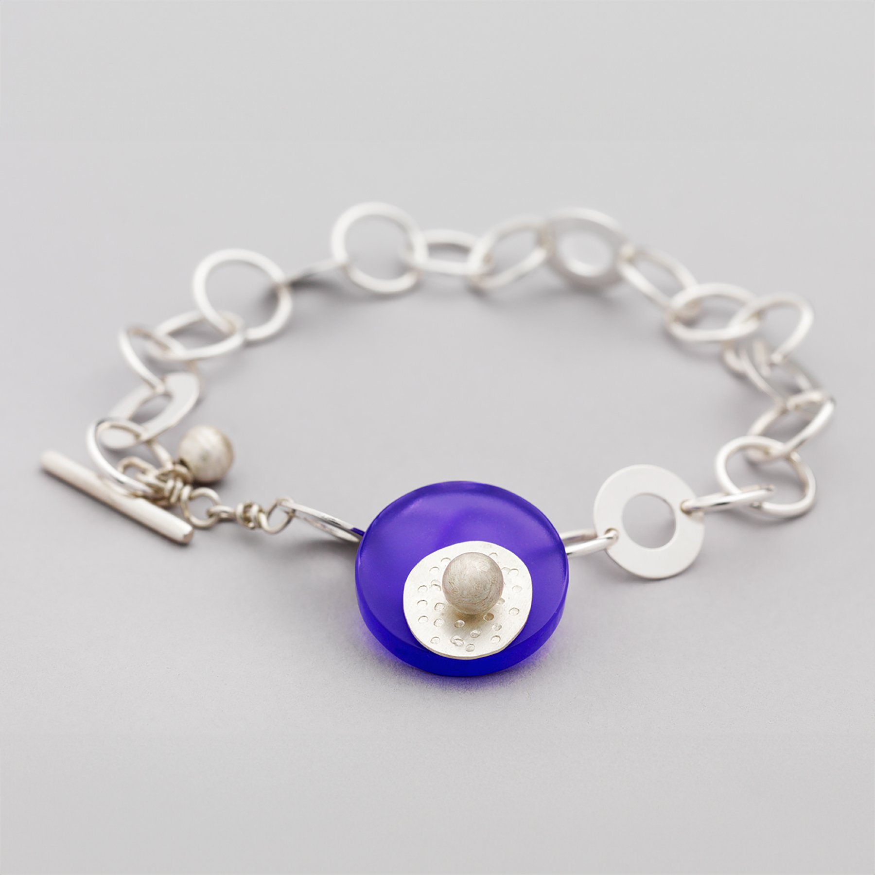 Jewellery - HMG-Silver link-purple disc bracelet.jpg