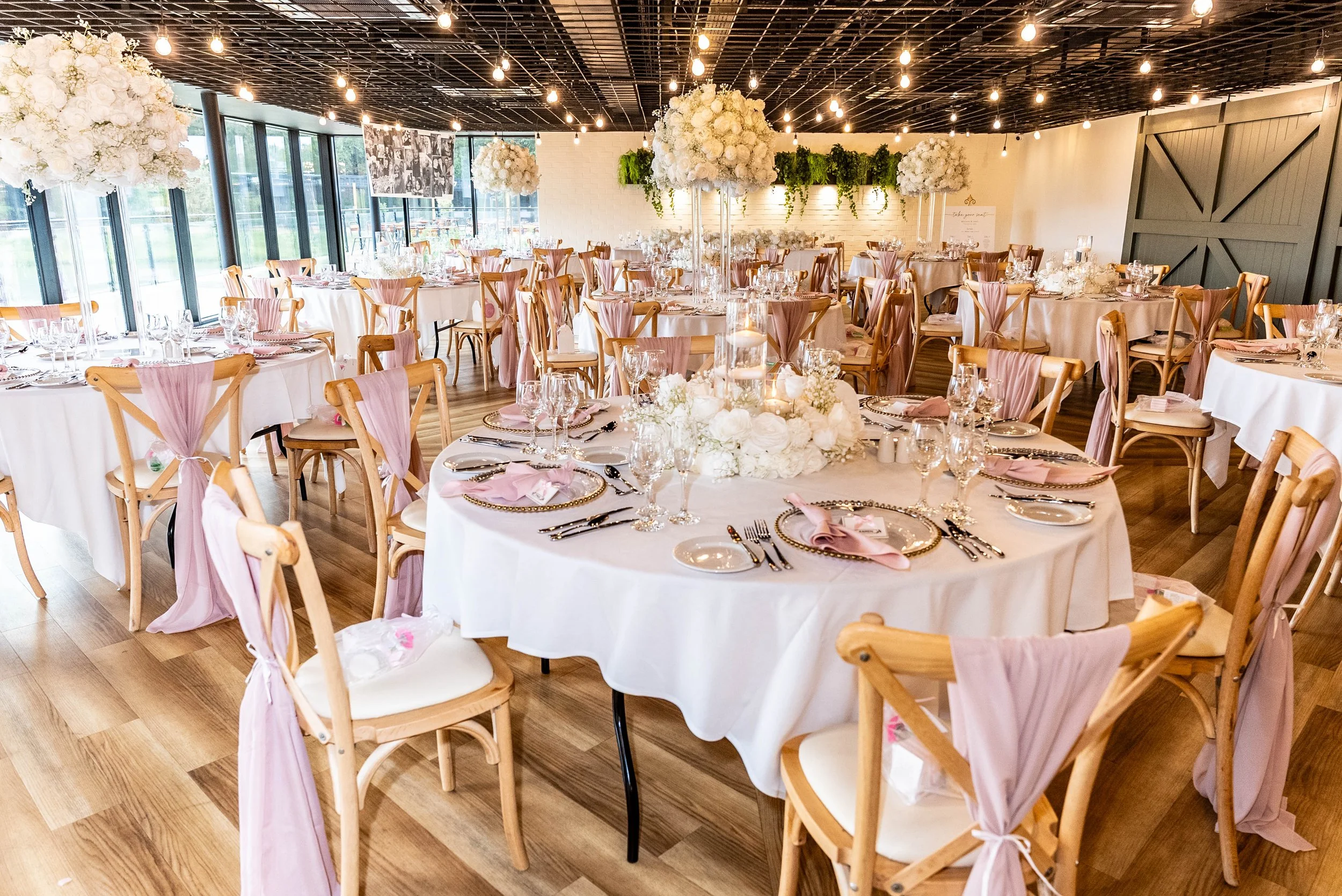 How to Plan a Stress-Free Wedding in 2026 (Without Losing Your Mind)