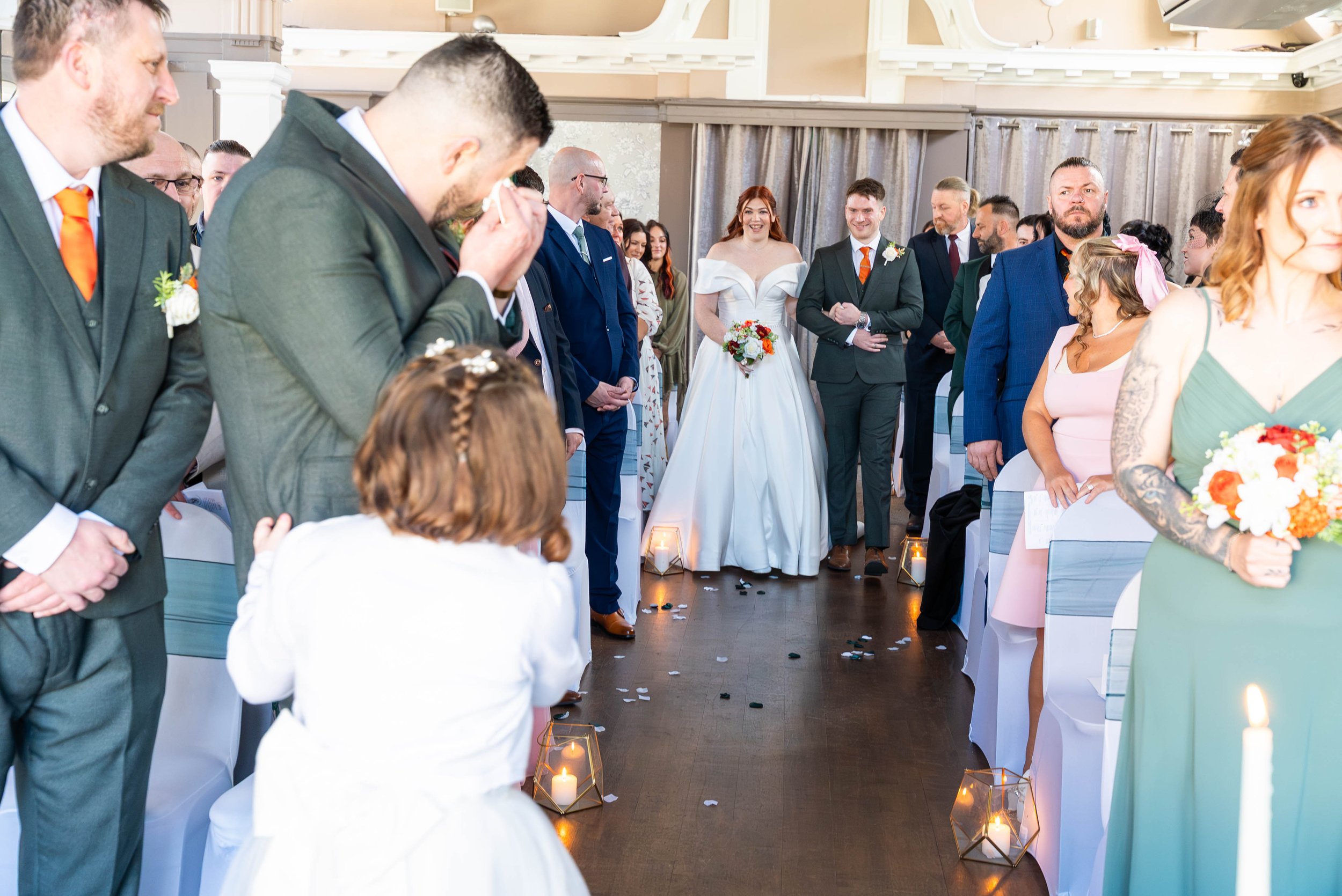How to Feel Comfortable in Front of the Camera on Your Wedding Day
