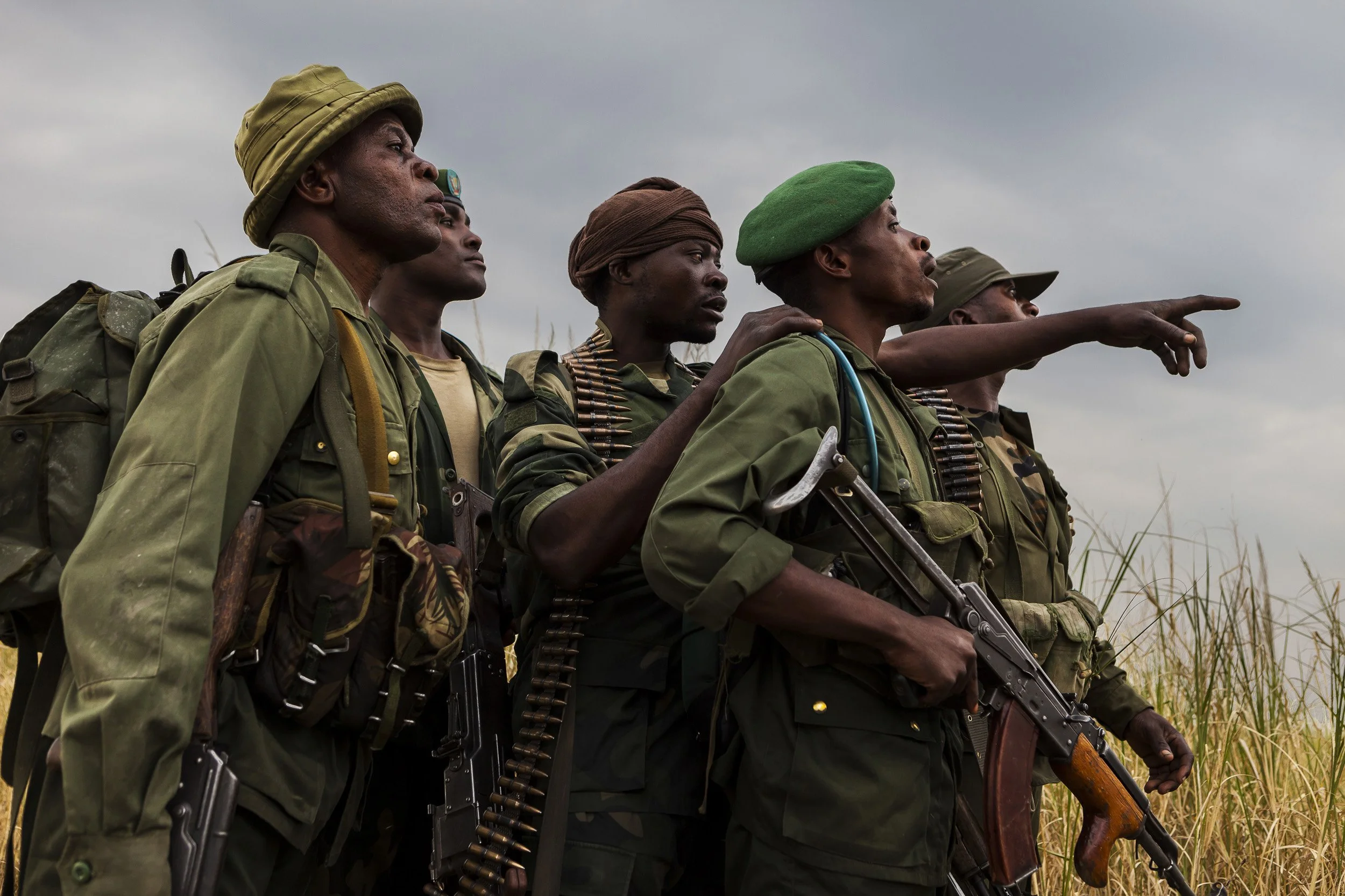 CHONDO, VIRUNGA NATIONAL PARK, DEMOCRATIC REPUBLIC OF CONGO, MARCH 2012: A combined team of ICCN Congolese conservation rangers and members of the Congolese army patrol an area known to have a FDLR rebel presence, Chondo, Virunga, 12 March 2012. The