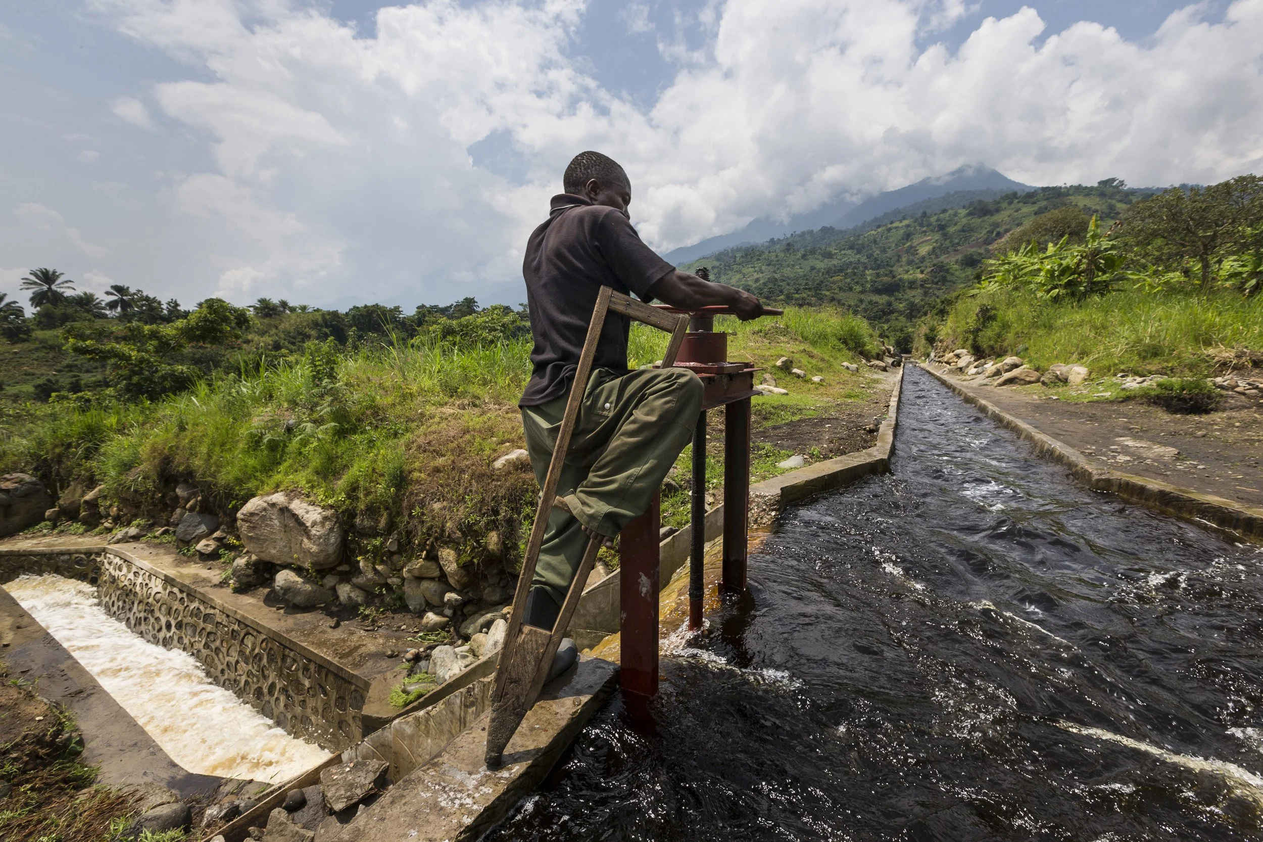MUTSORA, EASTERN DEMOCRATIC REPUBLIC OF CONGO,: Images of the newly installed Congolese Conservation authority Hydro-electric plant in its finishing stages at Mutsora, DRC, 8 August 2013. This plant employs water drawn from natural flow in Virunga N