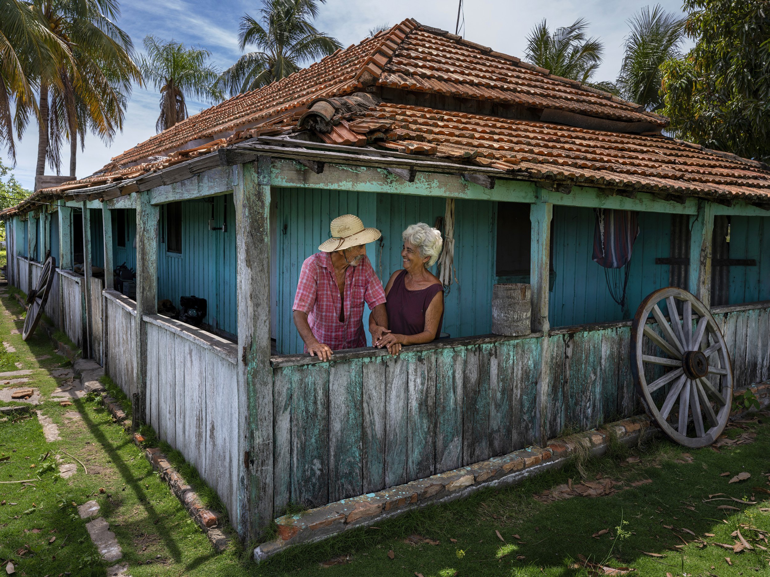 TAQUARI RIVER DELTA AREA, MATTO GROSSO DOS SUL, PANTANAL, BRAZIL. Eraco Vilaba was born on Talisma farm and has lived there all of his 81 years. Despite this being the dry season his farm is always surrounded by water. When he was a boy, Eraco's fat